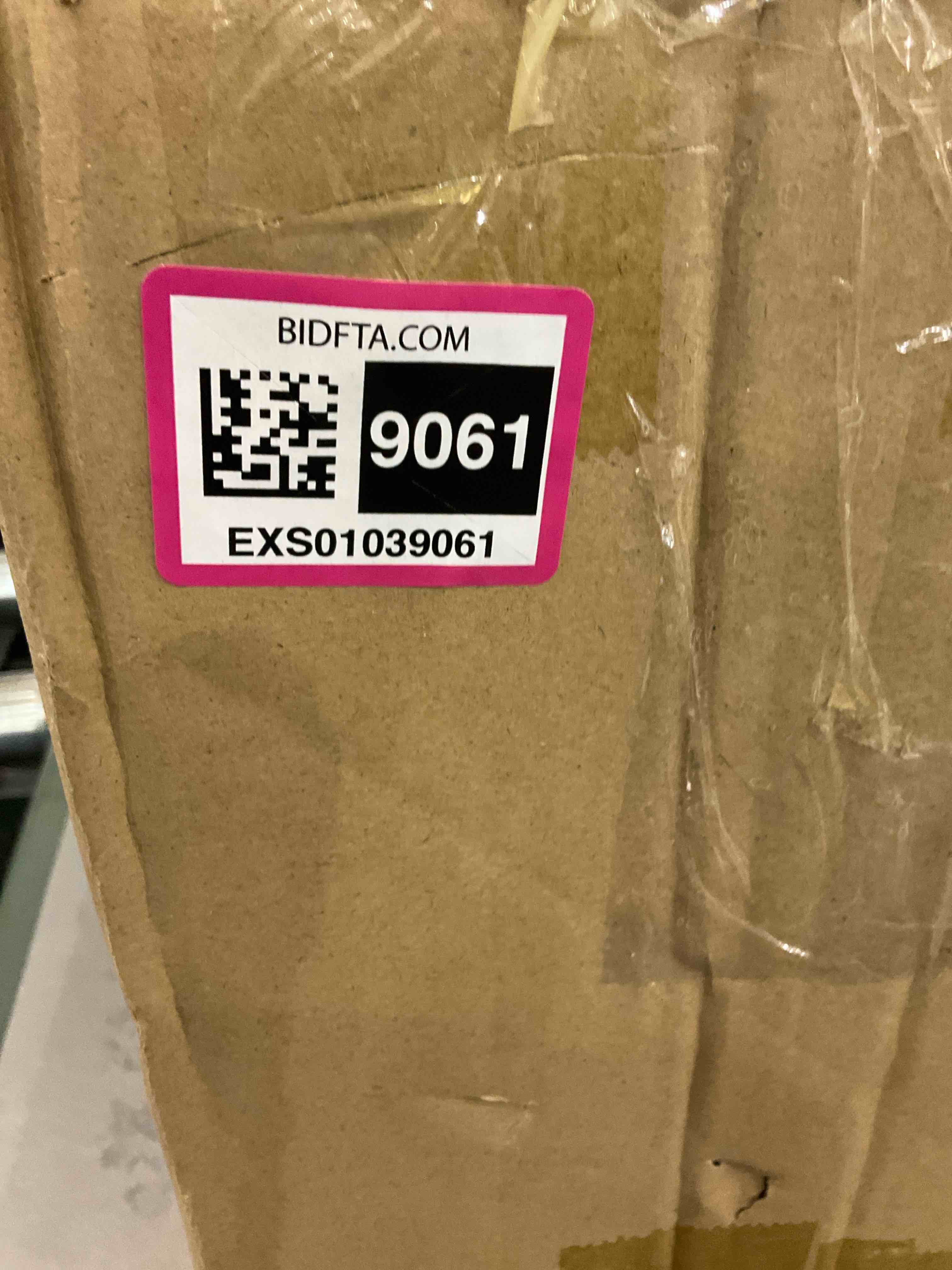 https://s3.amazonaws.com/lotting-images-prod/BargainHunt/EXS01039061_1708544558005.jpeg