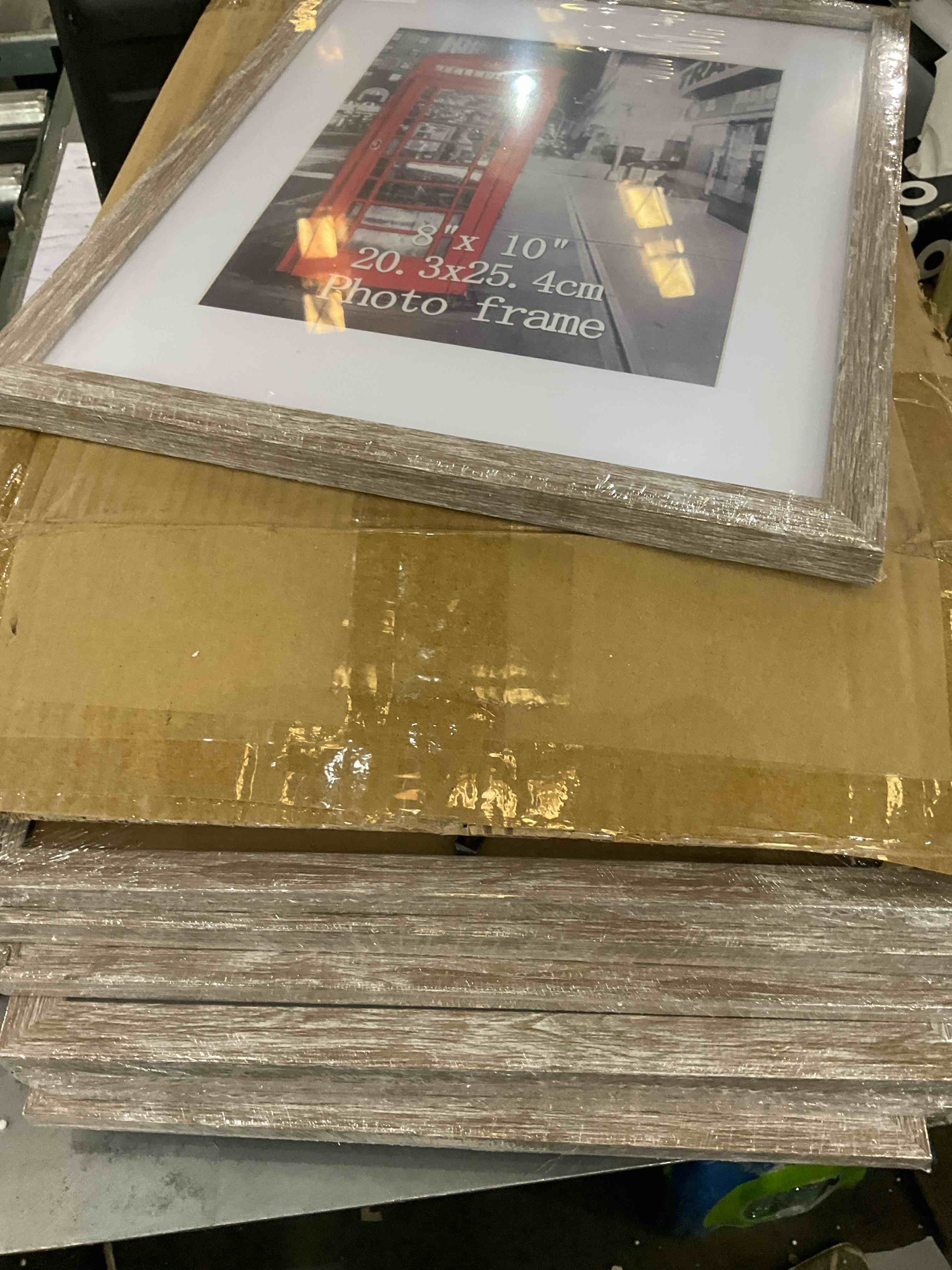 https://s3.amazonaws.com/lotting-images-prod/BargainHunt/EXS01039067_1708545650366.jpeg