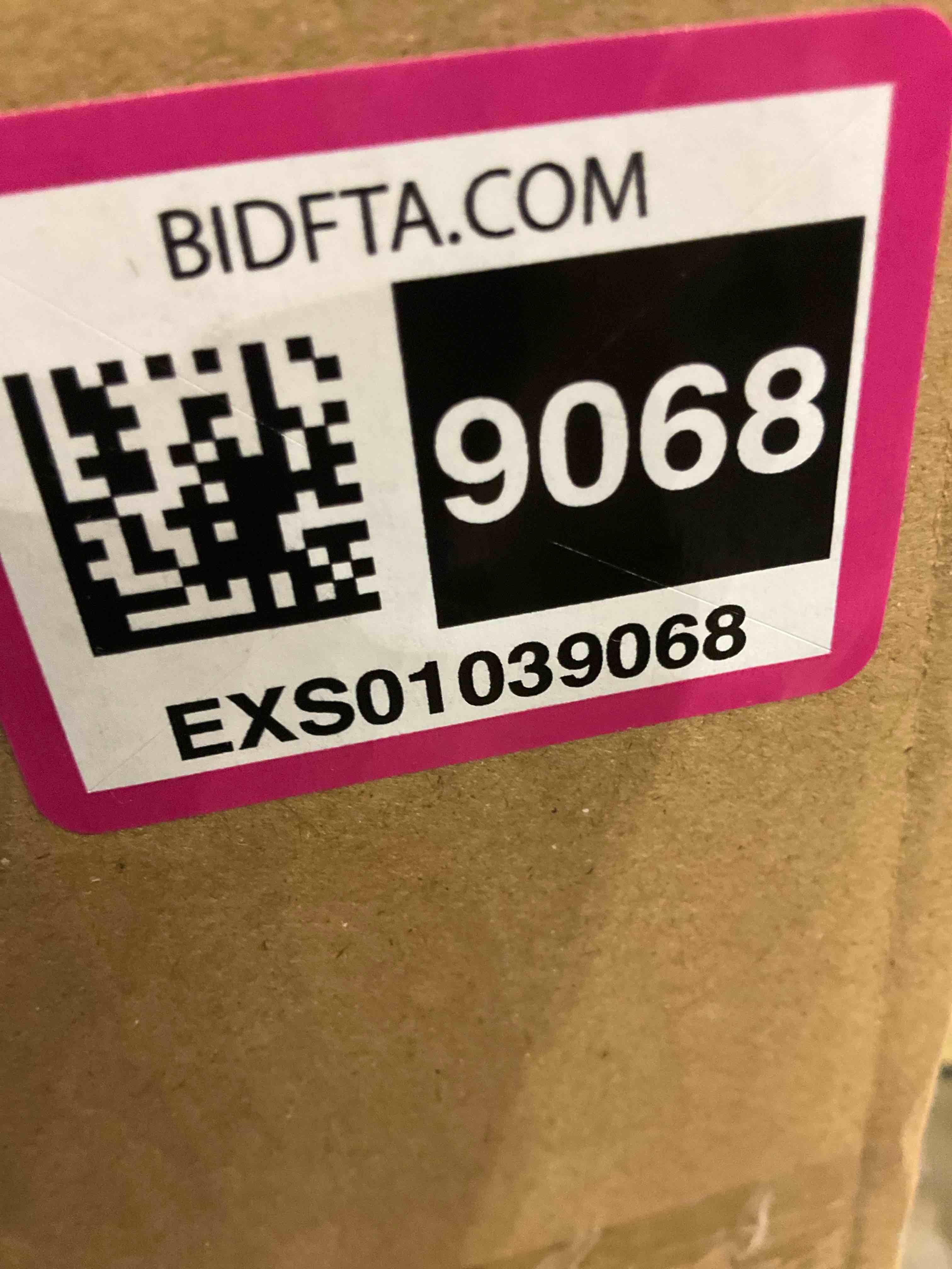 https://s3.amazonaws.com/lotting-images-prod/BargainHunt/EXS01039068_1708545859700.jpeg