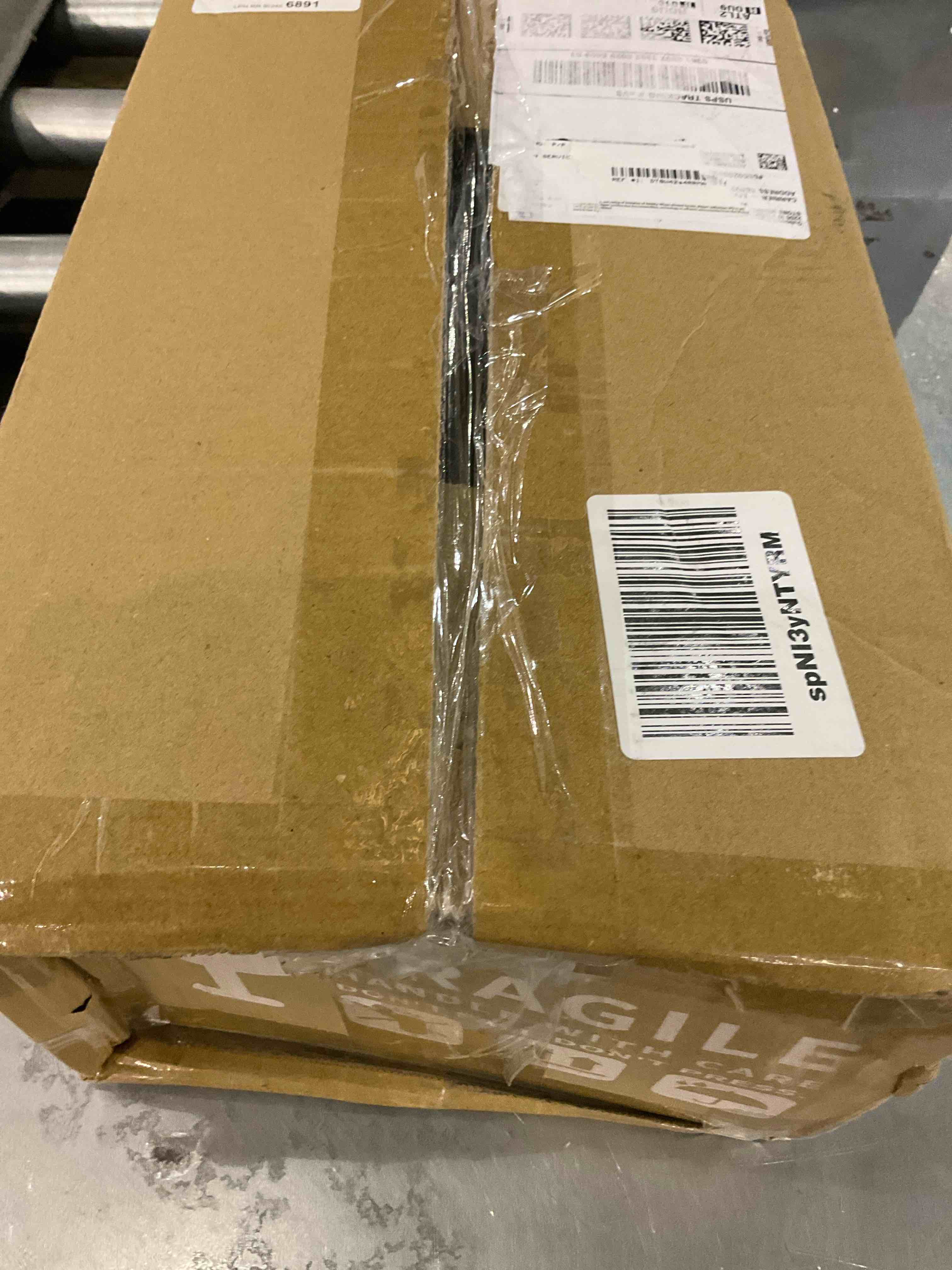 https://s3.amazonaws.com/lotting-images-prod/BargainHunt/EXS01039170_1708630157657.jpeg
