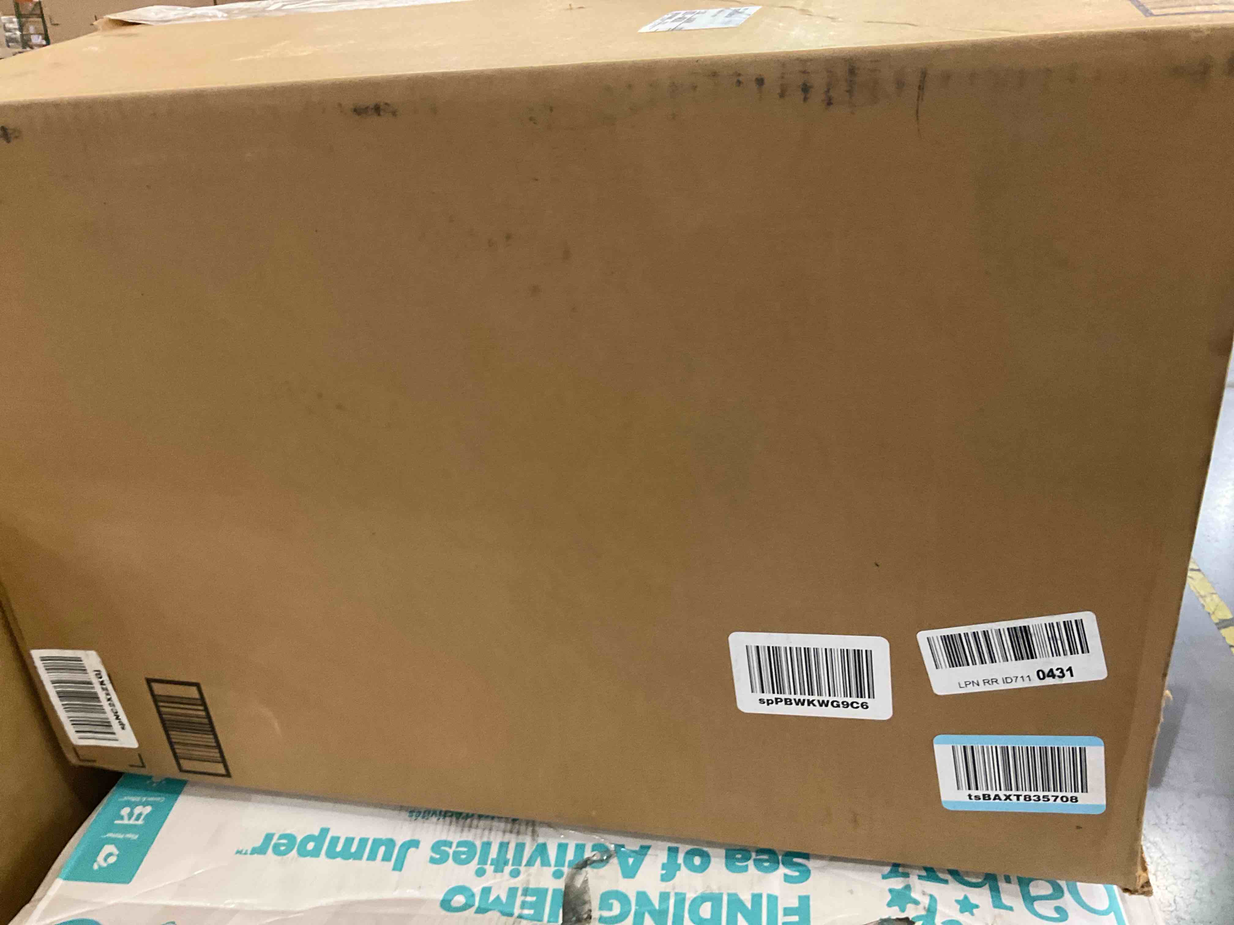 https://s3.amazonaws.com/lotting-images-prod/BargainHunt/EXS01039236_1708702369253.jpeg