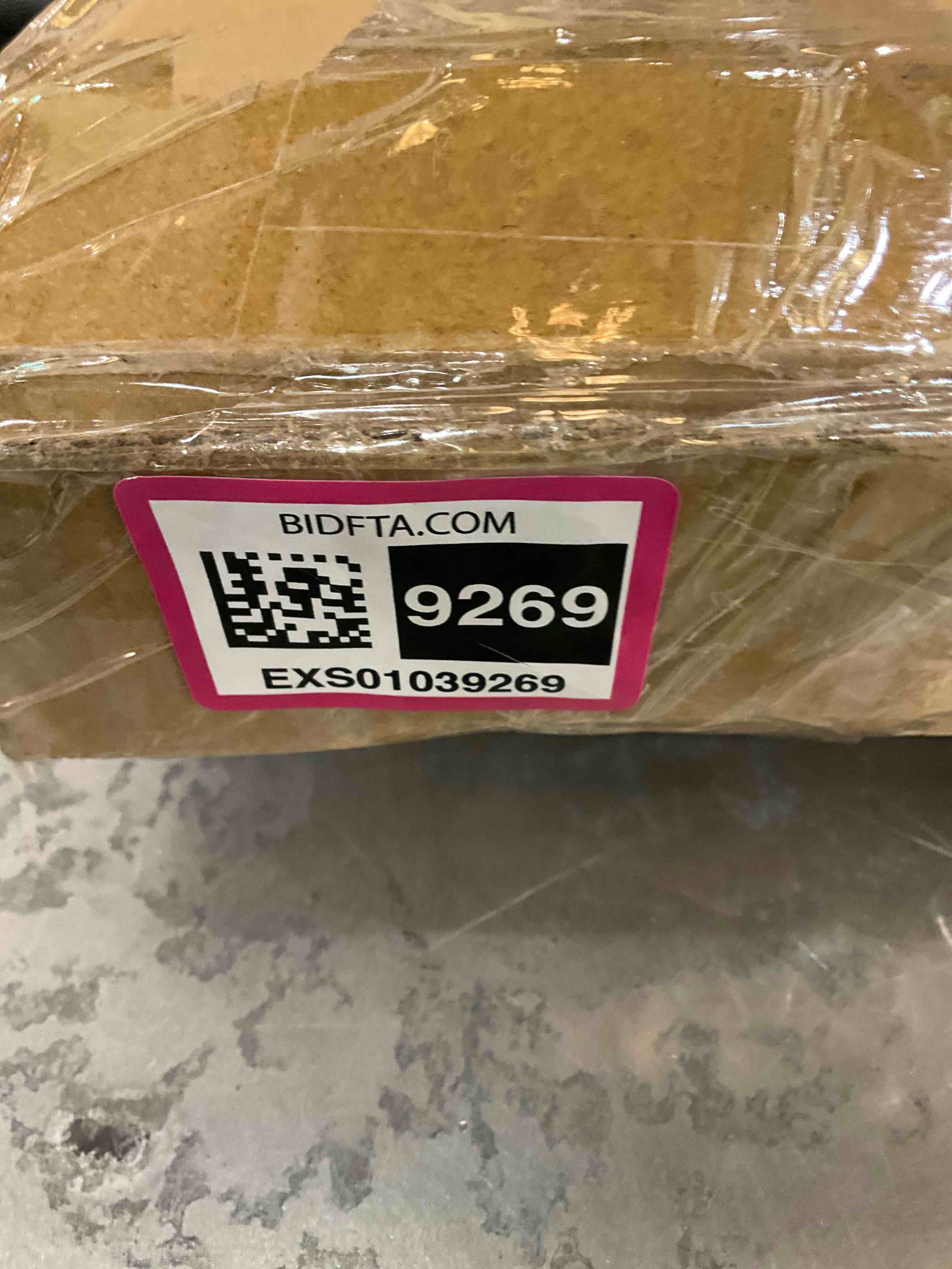 https://s3.amazonaws.com/lotting-images-prod/BargainHunt/EXS01039269_1708713446401.jpeg