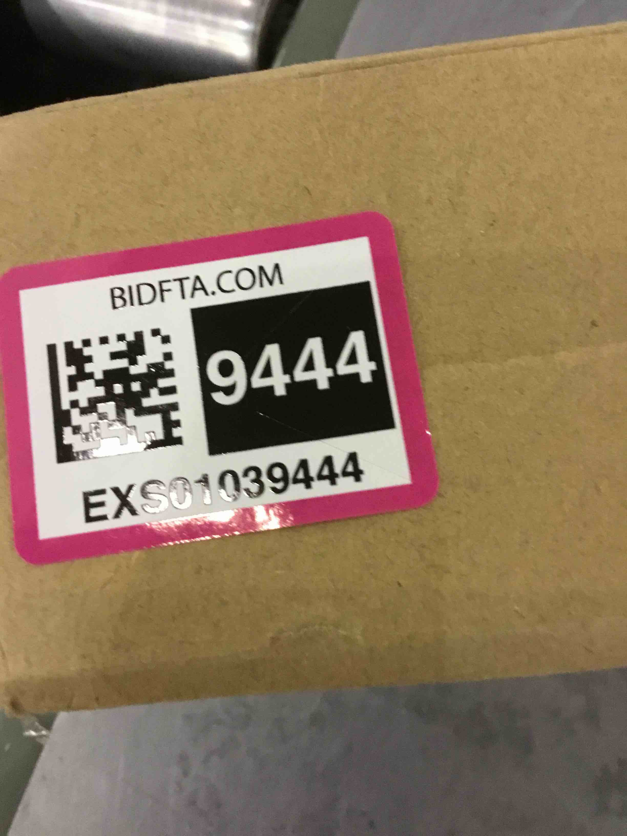 https://s3.amazonaws.com/lotting-images-prod/BargainHunt/EXS01039444_1709124105511.jpeg