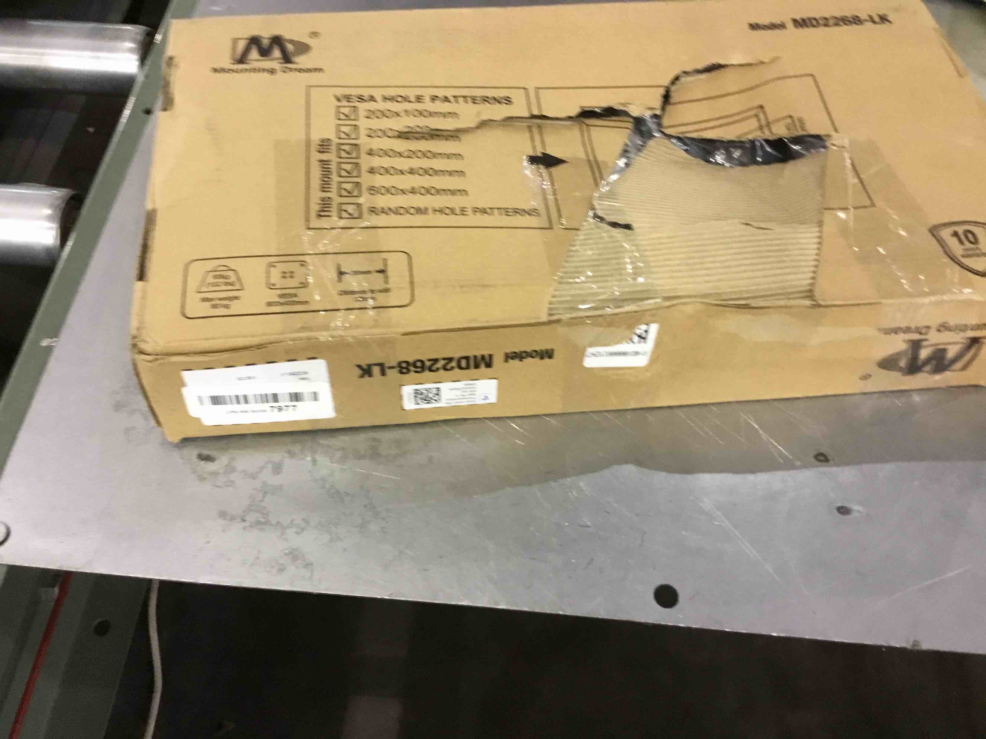https://s3.amazonaws.com/lotting-images-prod/BargainHunt/EXS01039458_1709125882063.jpeg