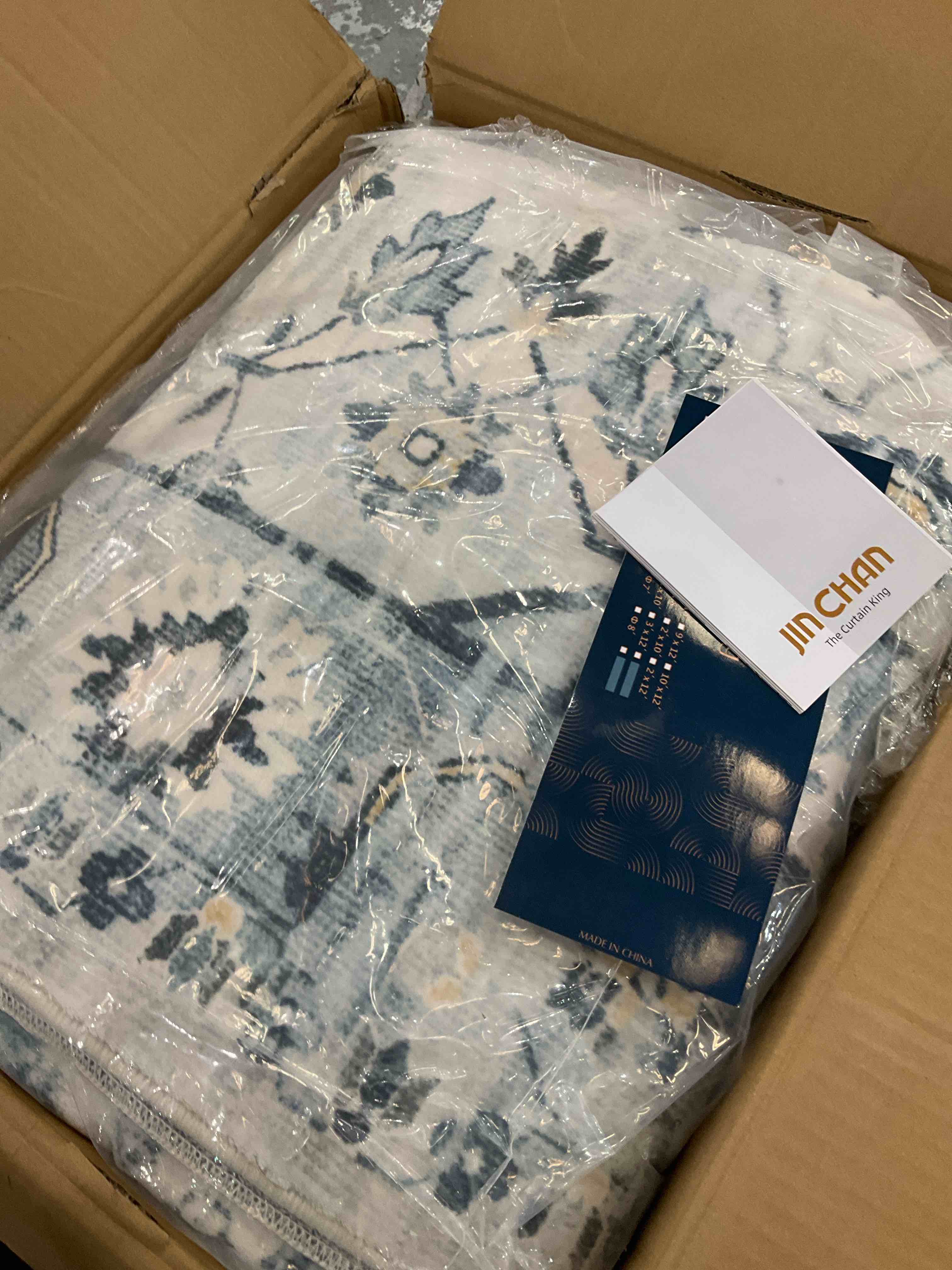 https://s3.amazonaws.com/lotting-images-prod/BargainHunt/EXS01039519_1708446448241.jpeg