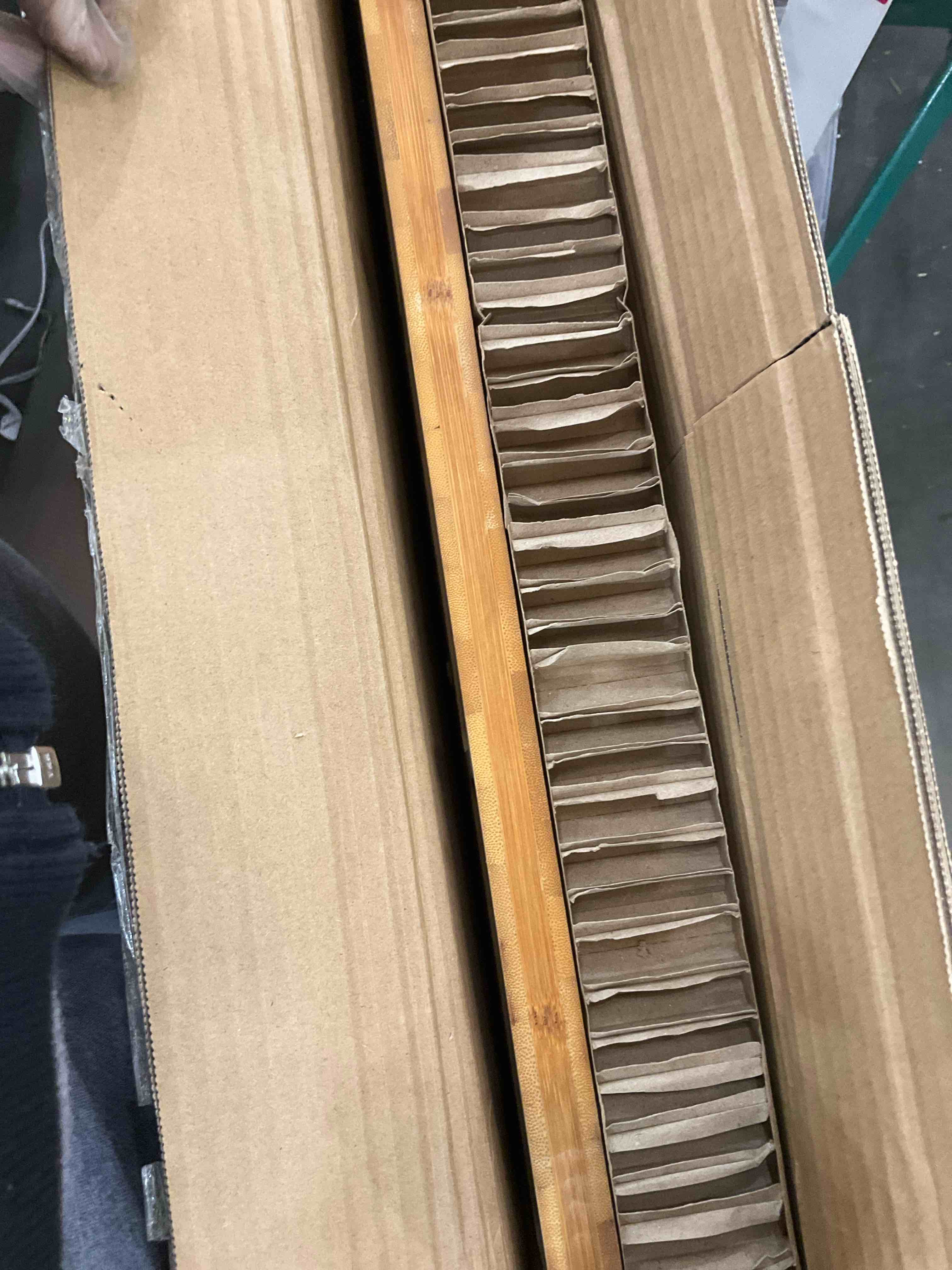 https://s3.amazonaws.com/lotting-images-prod/BargainHunt/EXS01039656_1708533071425.jpeg