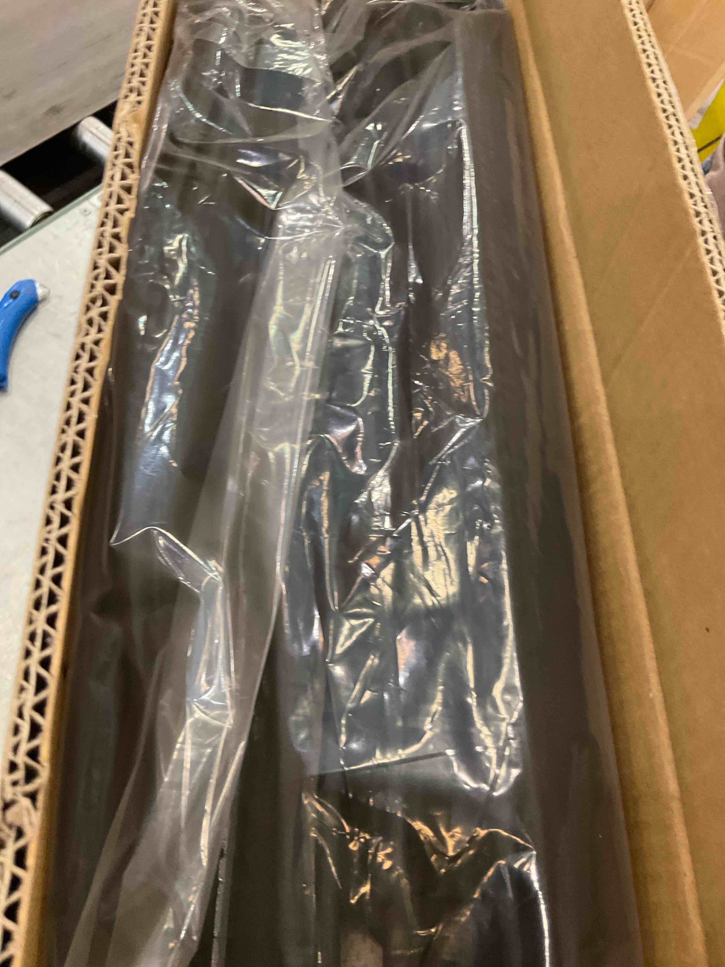 https://s3.amazonaws.com/lotting-images-prod/BargainHunt/EXS01039684_1708539191808.jpeg