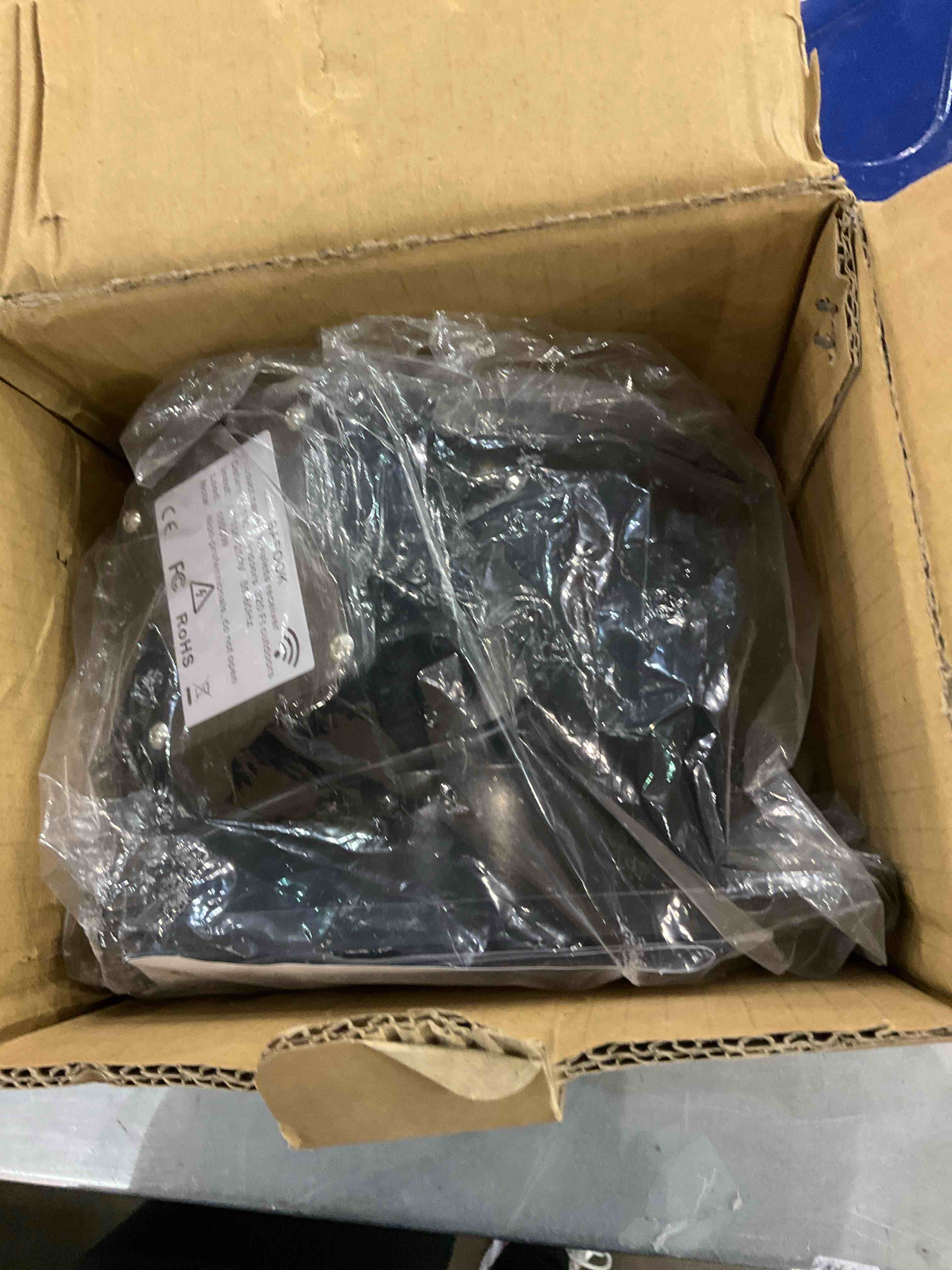 https://s3.amazonaws.com/lotting-images-prod/BargainHunt/EXS01039788_1708607471179.jpeg