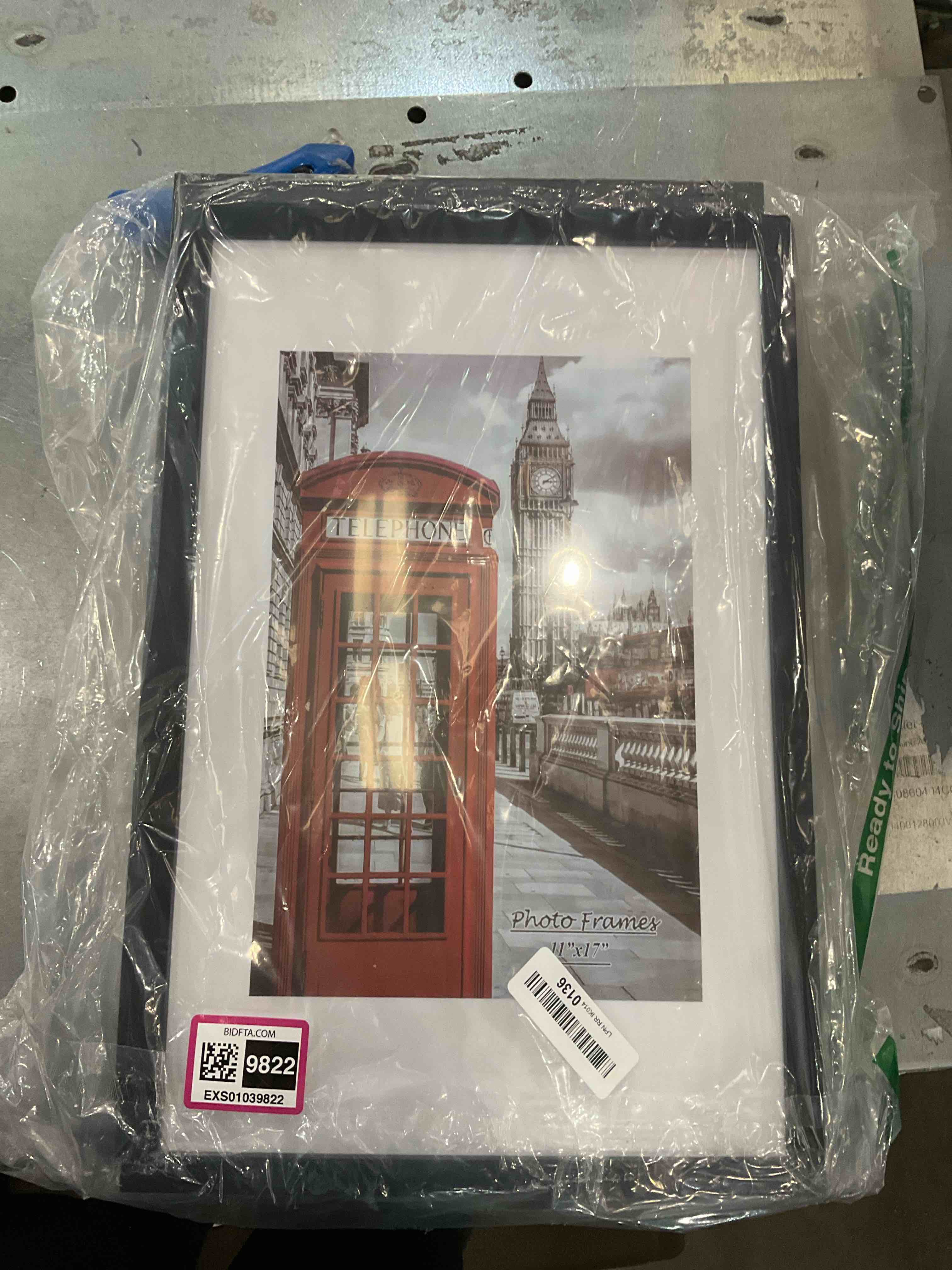https://s3.amazonaws.com/lotting-images-prod/BargainHunt/EXS01039822_1708610083936.jpeg