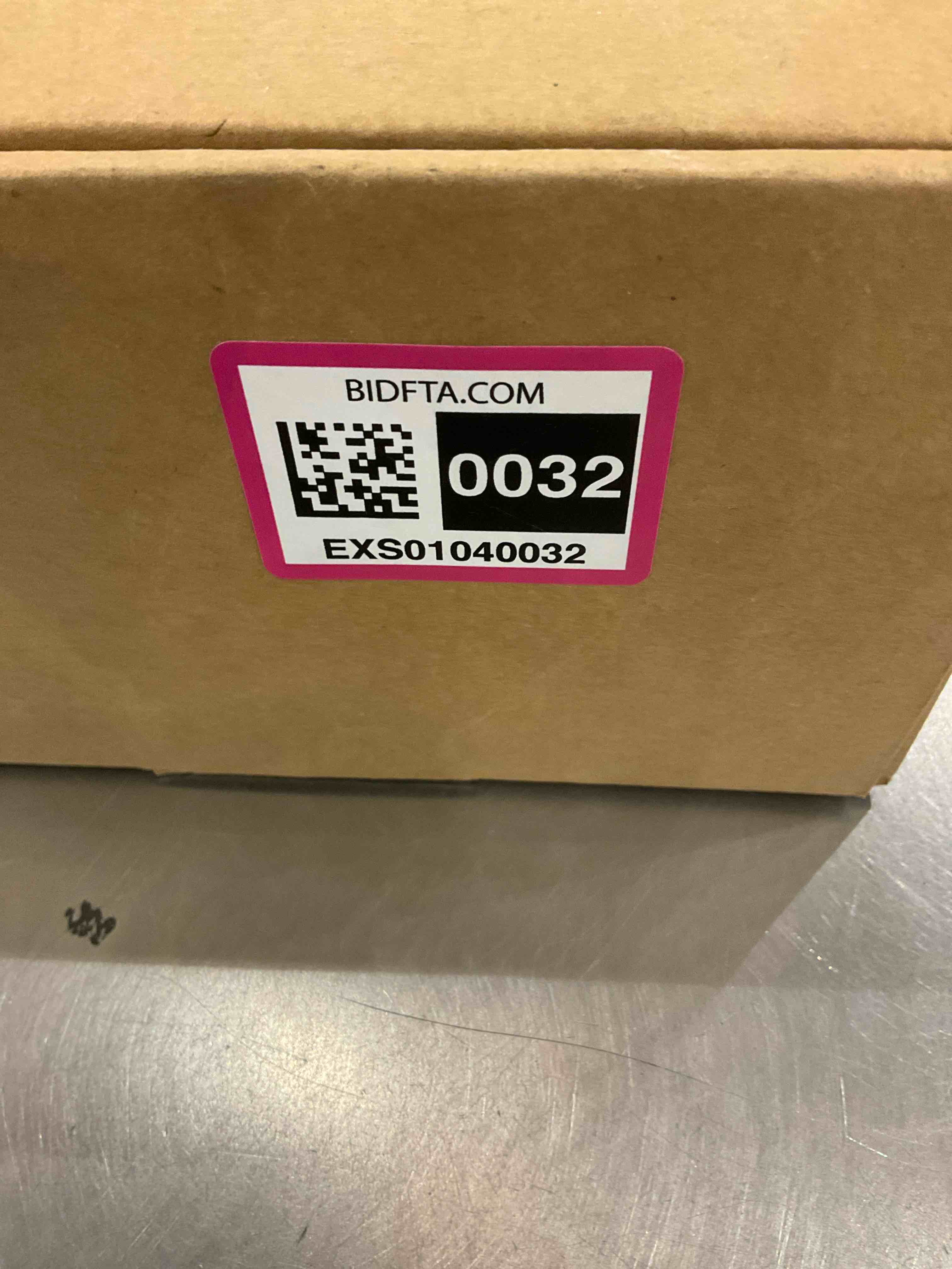 https://s3.amazonaws.com/lotting-images-prod/BargainHunt/EXS01040032_1707922905508.jpeg