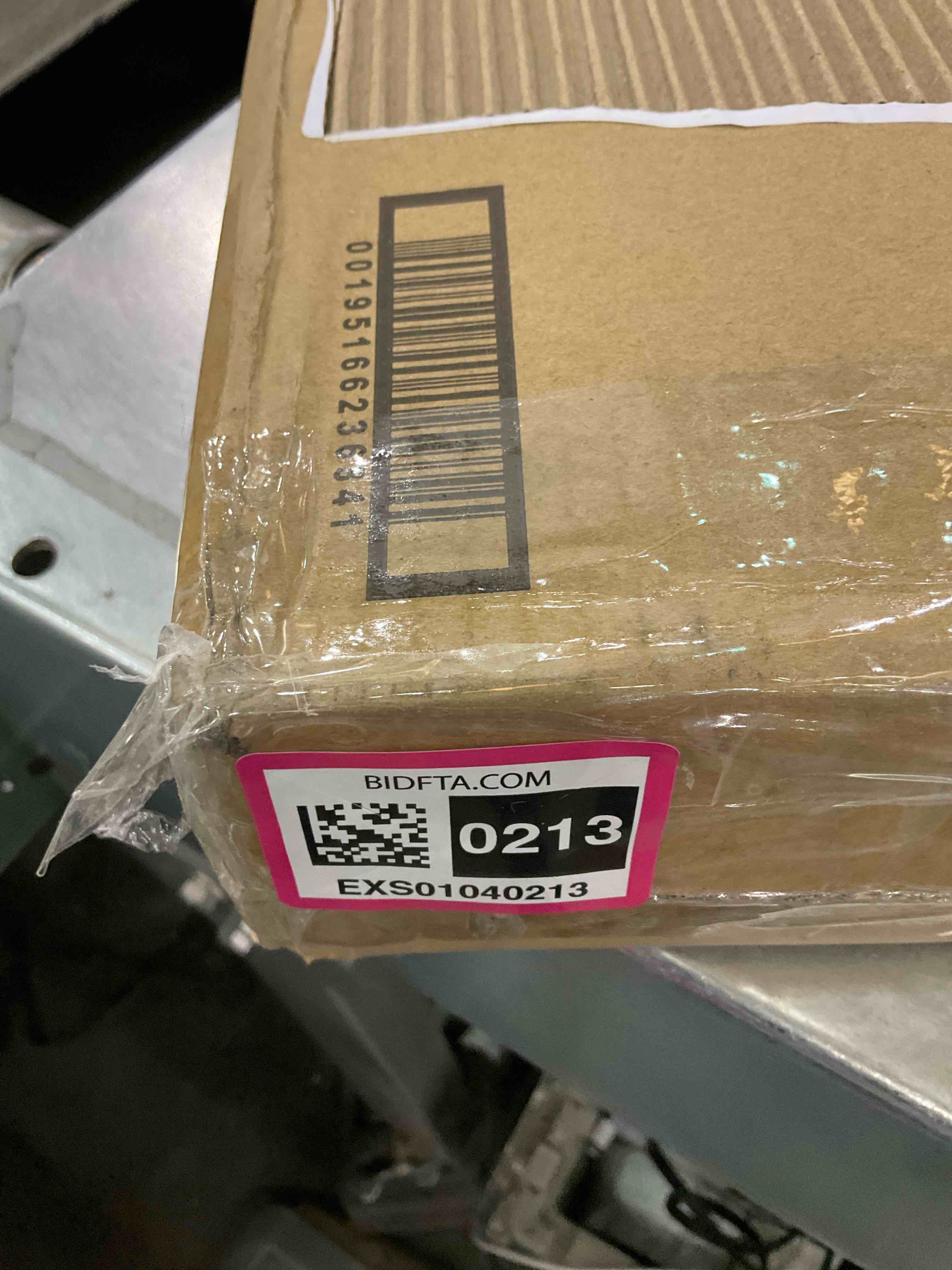 https://s3.amazonaws.com/lotting-images-prod/BargainHunt/EXS01040213_1708013073326.jpeg