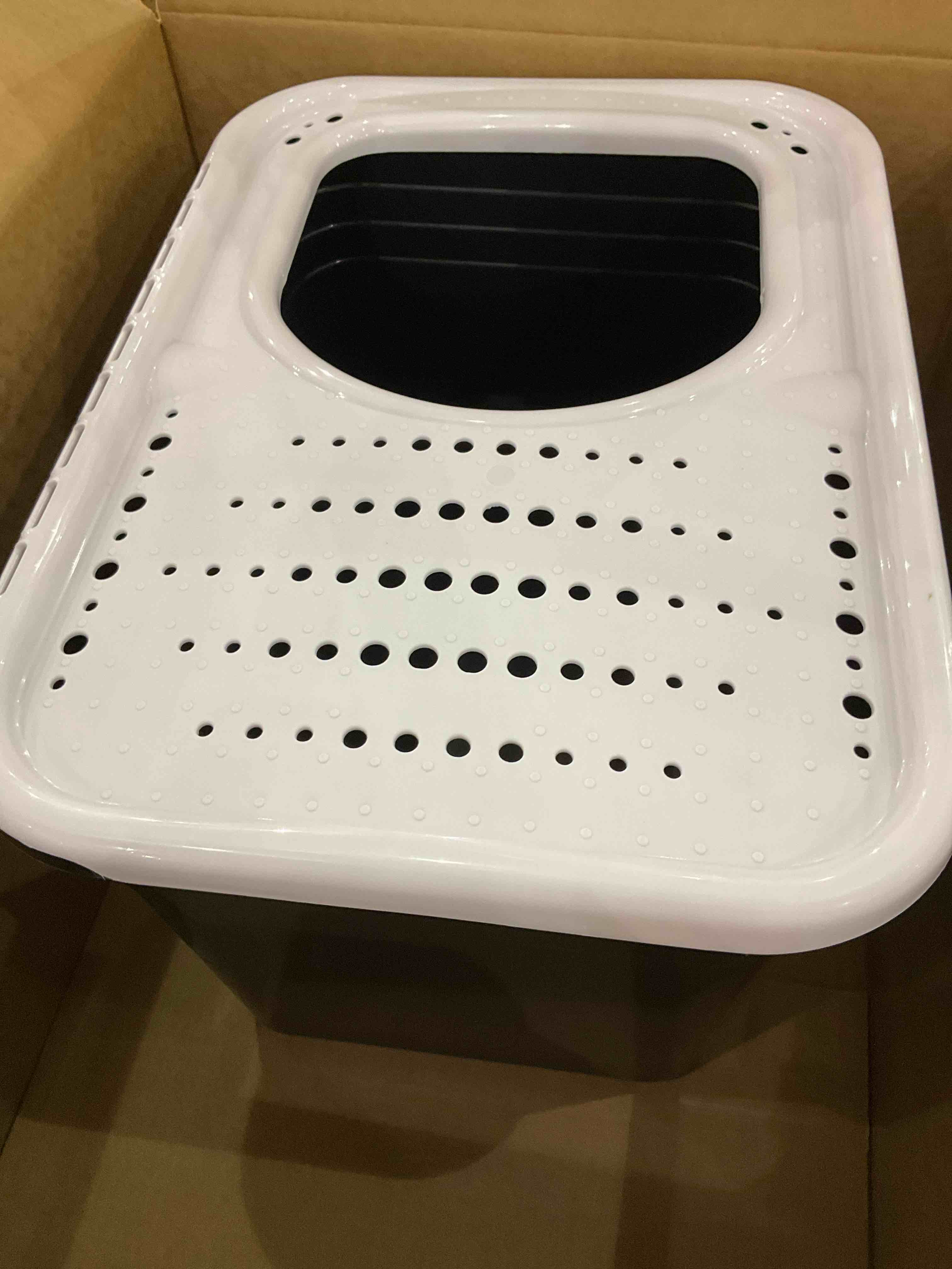 https://s3.amazonaws.com/lotting-images-prod/BargainHunt/EXS01040323_1708091072022.jpeg