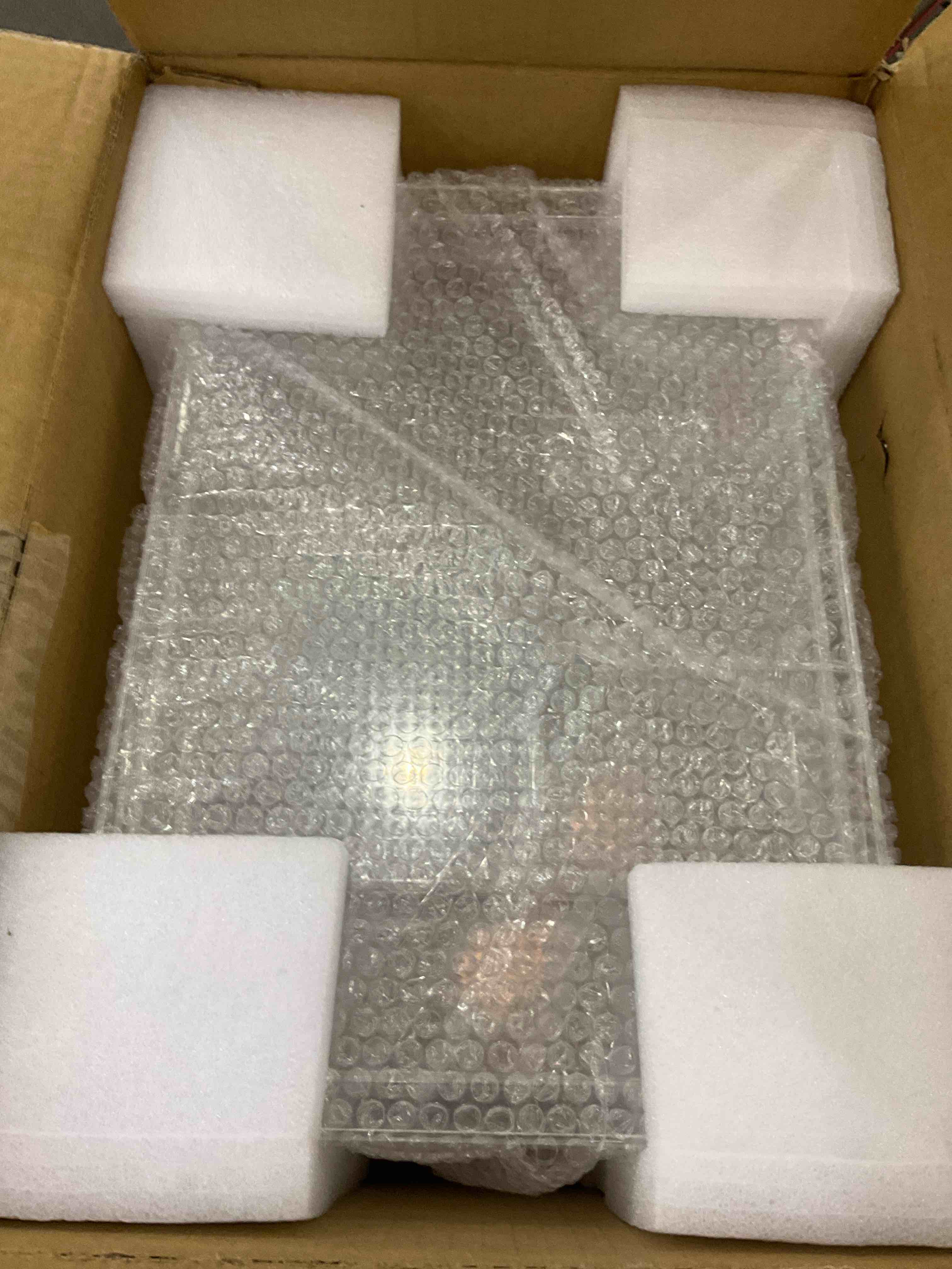 https://s3.amazonaws.com/lotting-images-prod/BargainHunt/EXS01040354_1708109223132.jpeg