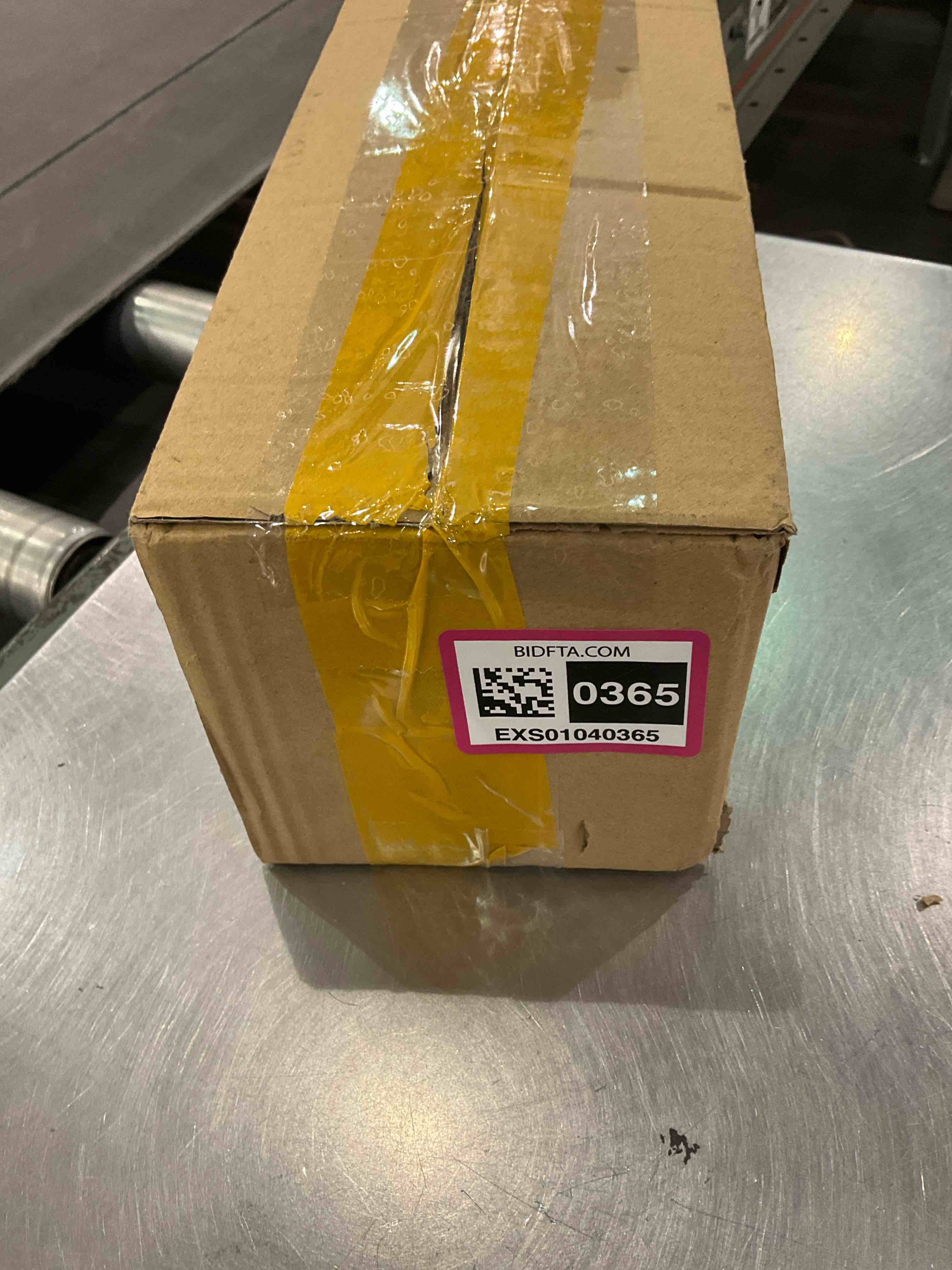 https://s3.amazonaws.com/lotting-images-prod/BargainHunt/EXS01040365_1708345099765.jpeg