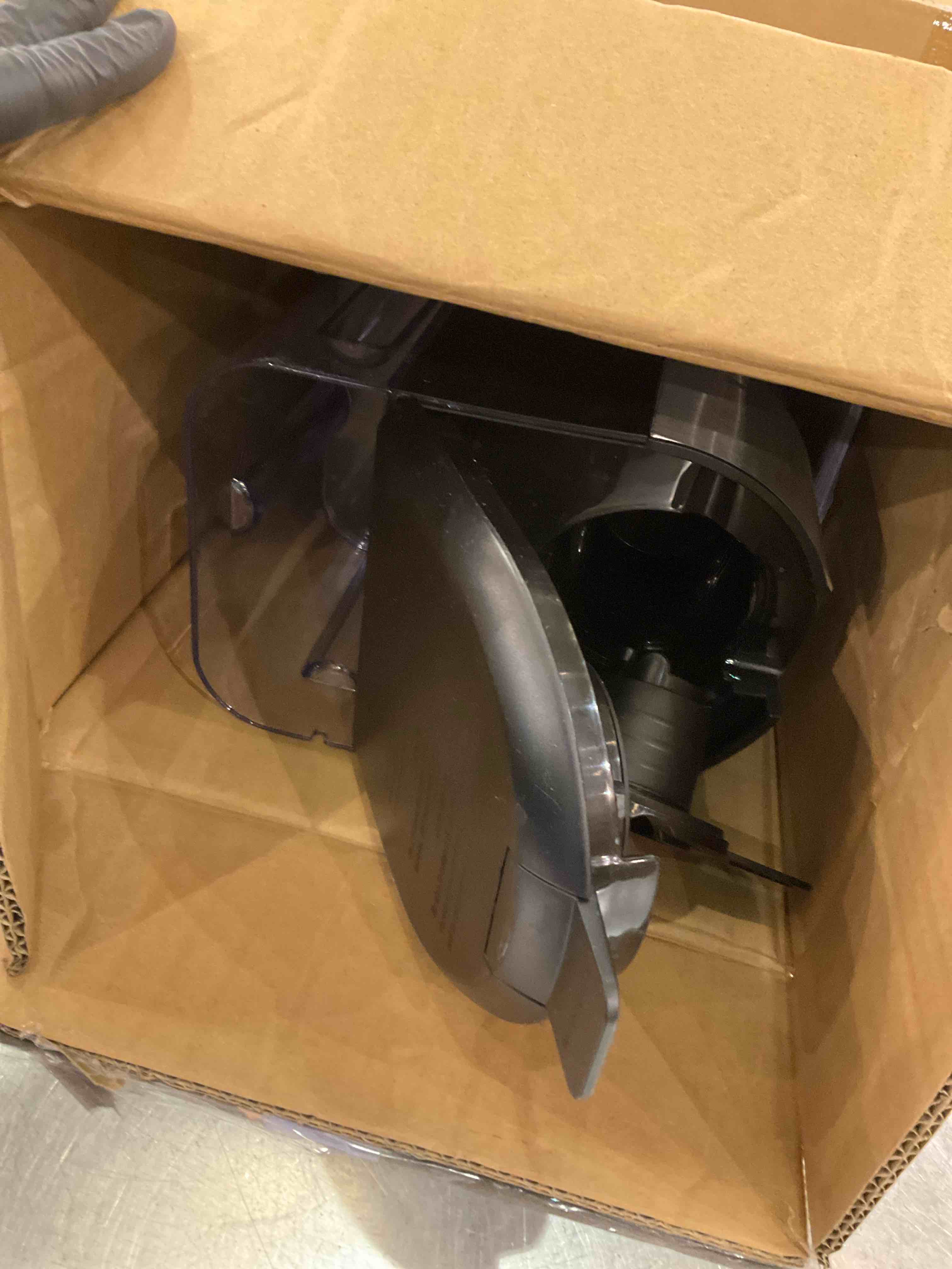 https://s3.amazonaws.com/lotting-images-prod/BargainHunt/EXS01040546_1707422229094.jpeg