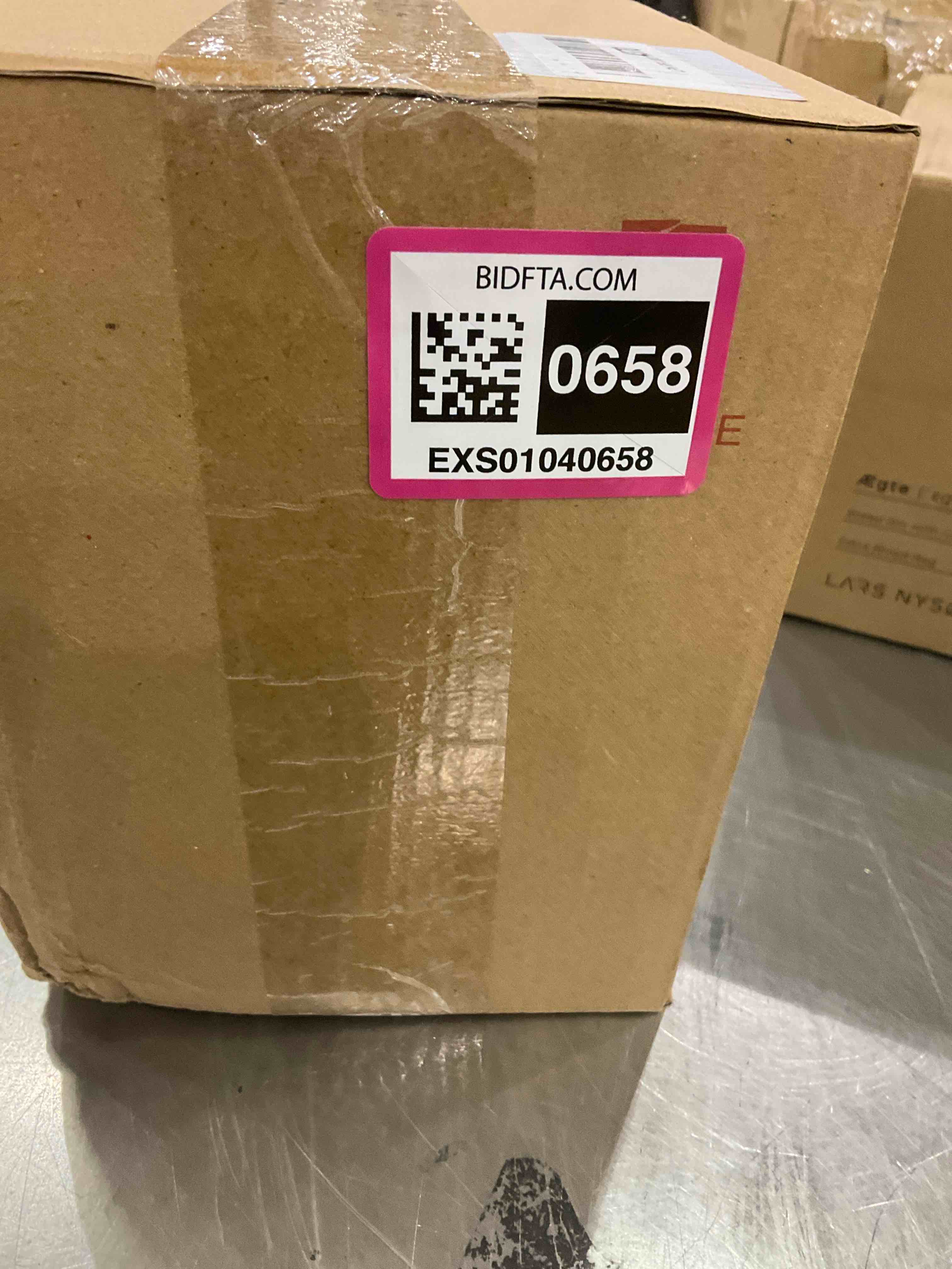 https://s3.amazonaws.com/lotting-images-prod/BargainHunt/EXS01040658_1707493046800.jpeg
