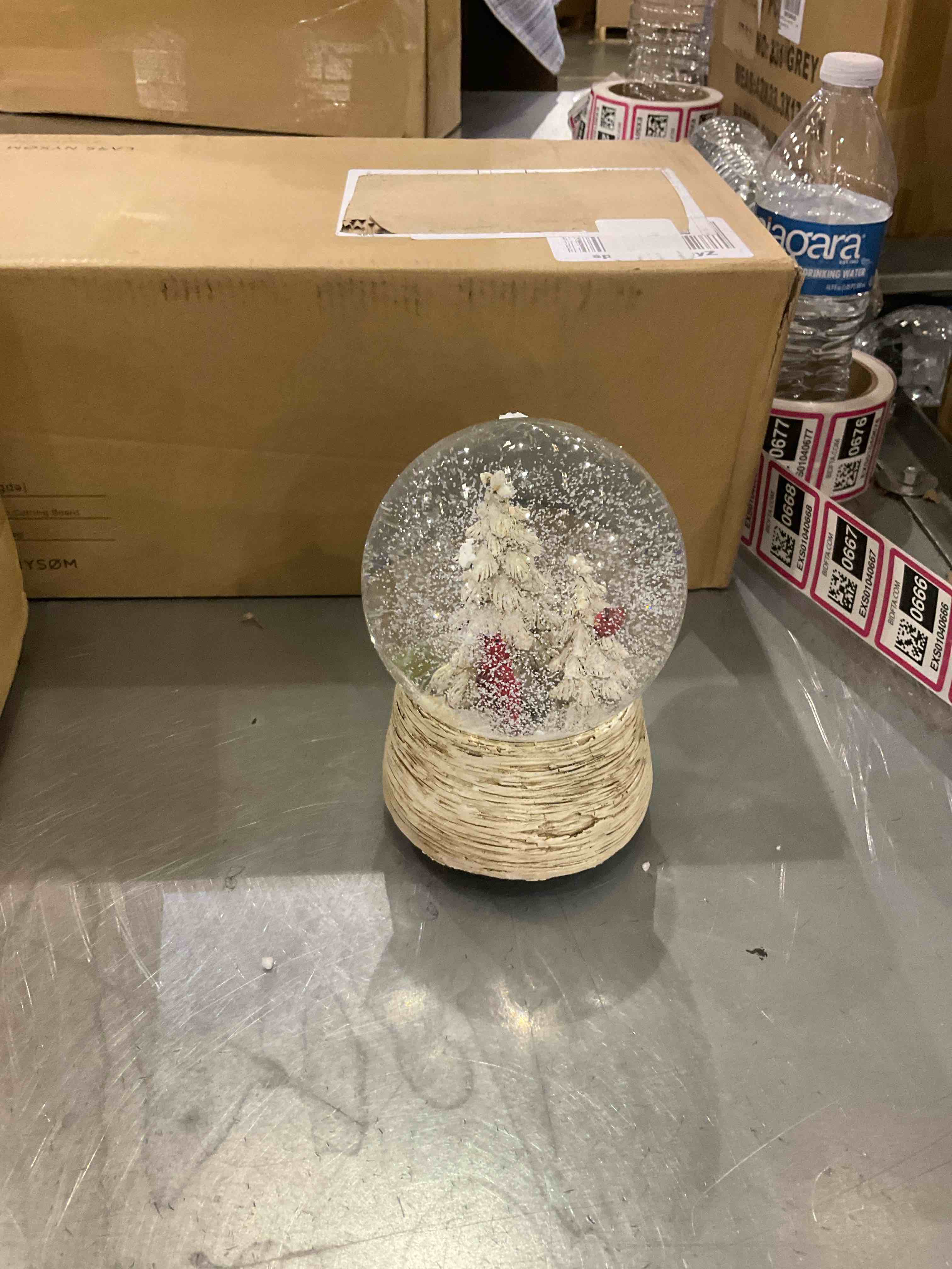 https://s3.amazonaws.com/lotting-images-prod/BargainHunt/EXS01040658_1707493086314.jpeg