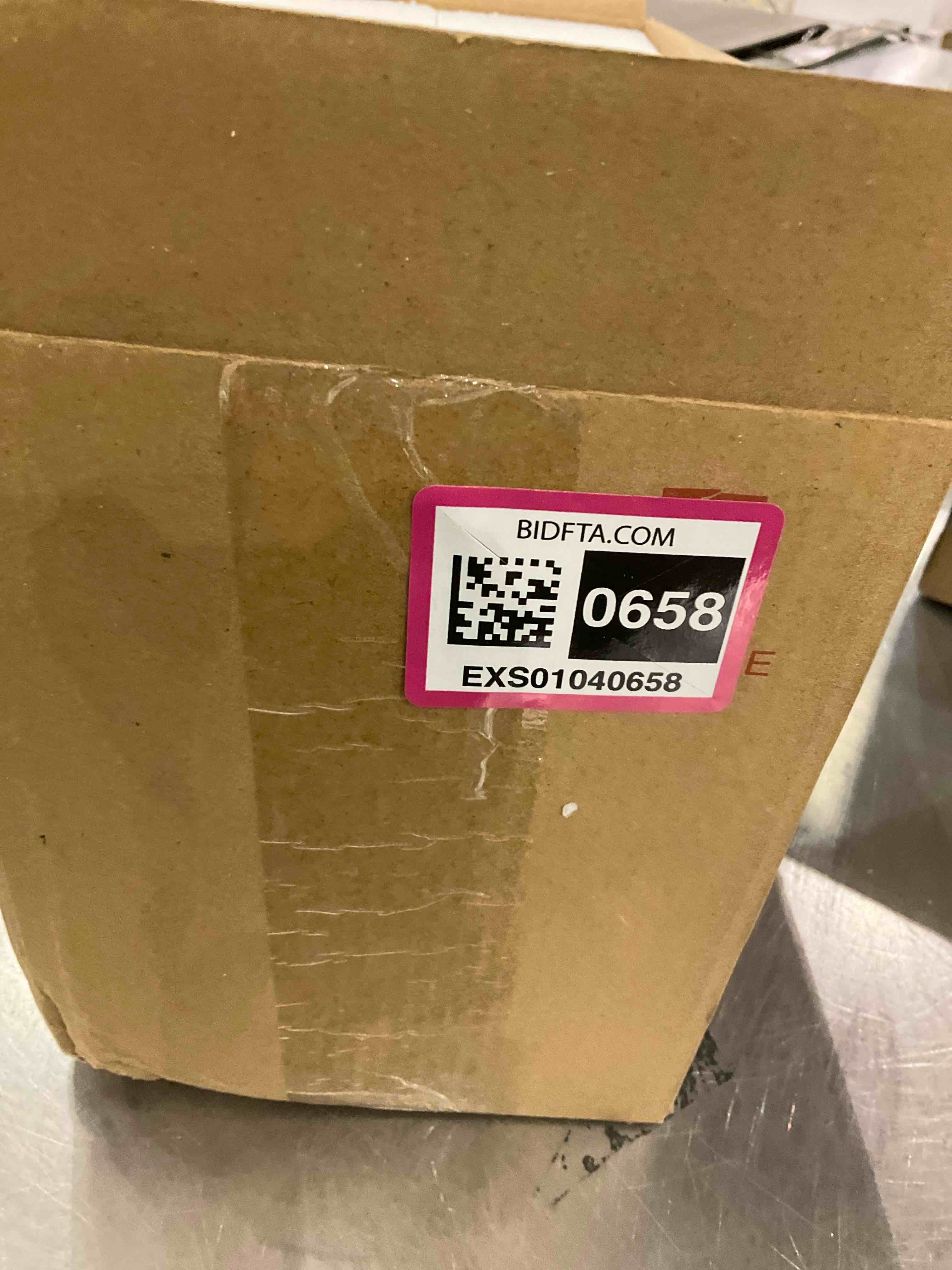 https://s3.amazonaws.com/lotting-images-prod/BargainHunt/EXS01040658_1707493206404.jpeg