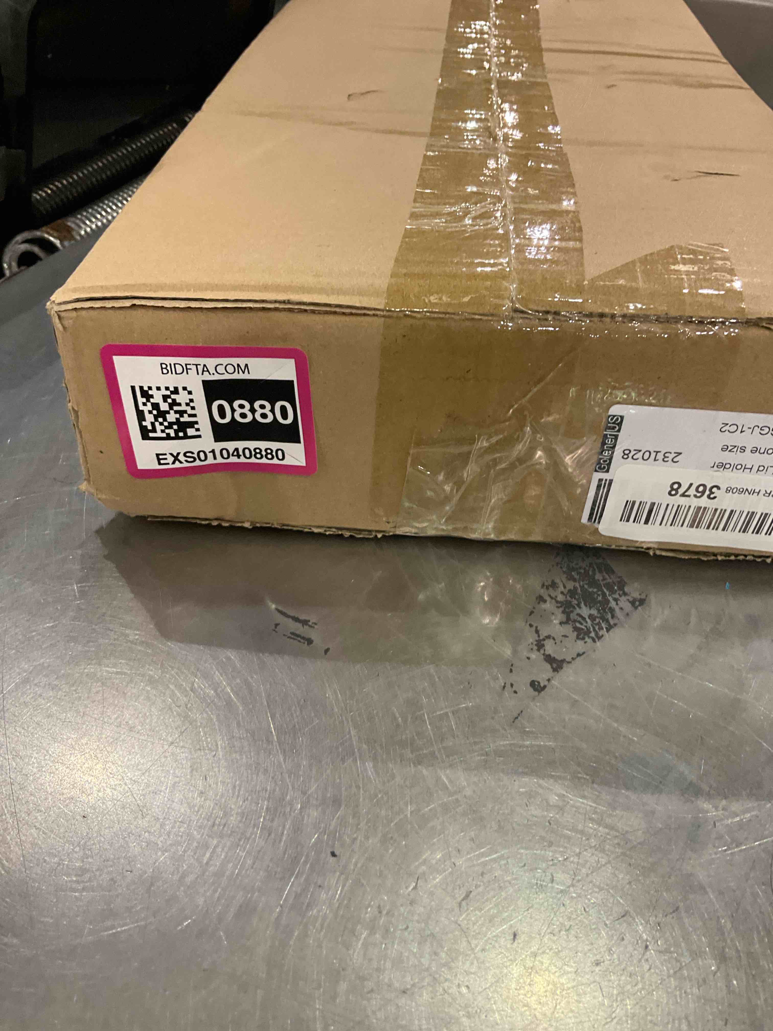 https://s3.amazonaws.com/lotting-images-prod/BargainHunt/EXS01040880_1707751759568.jpeg