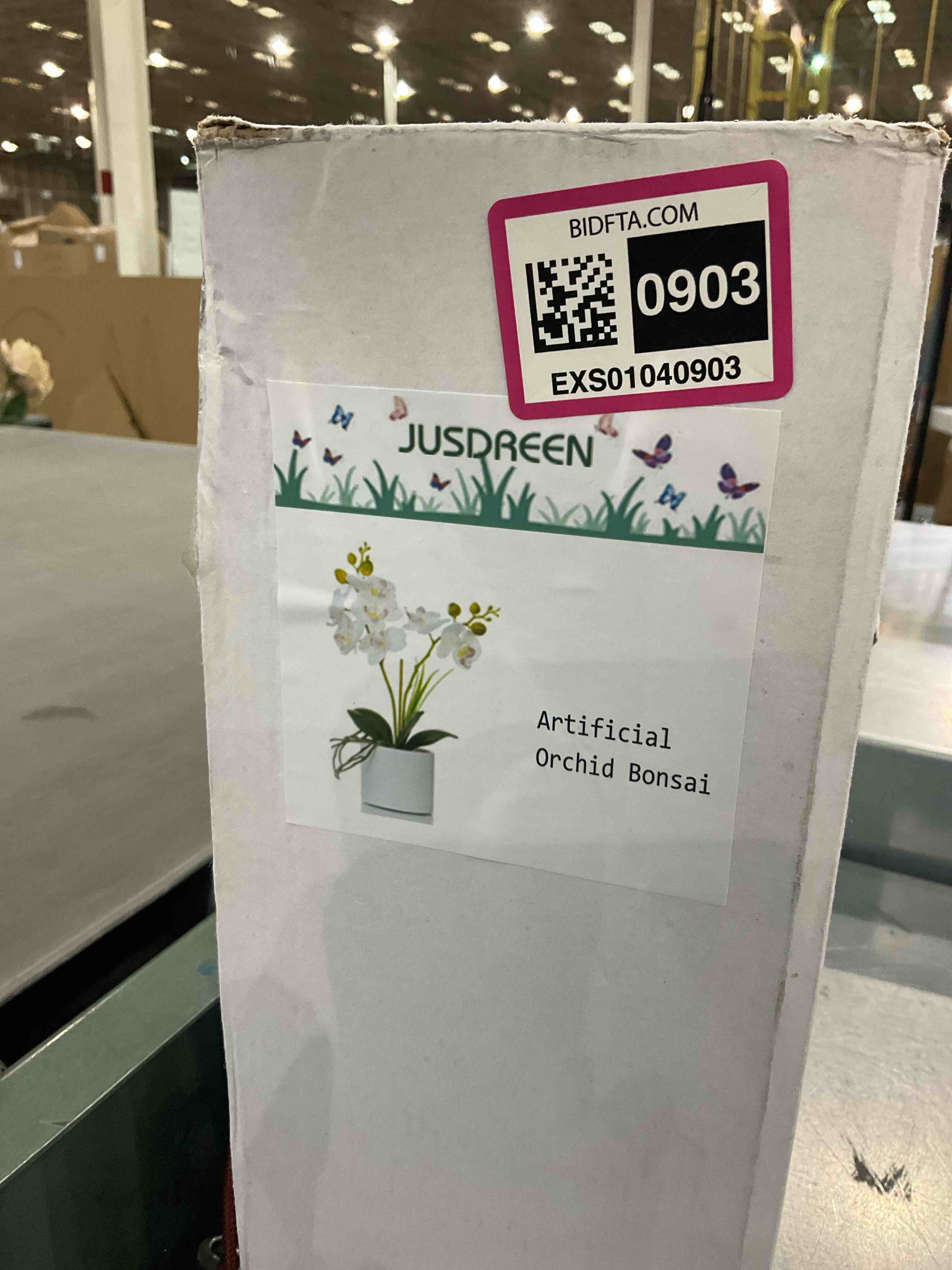 https://s3.amazonaws.com/lotting-images-prod/BargainHunt/EXS01040903_1707755836616.jpeg