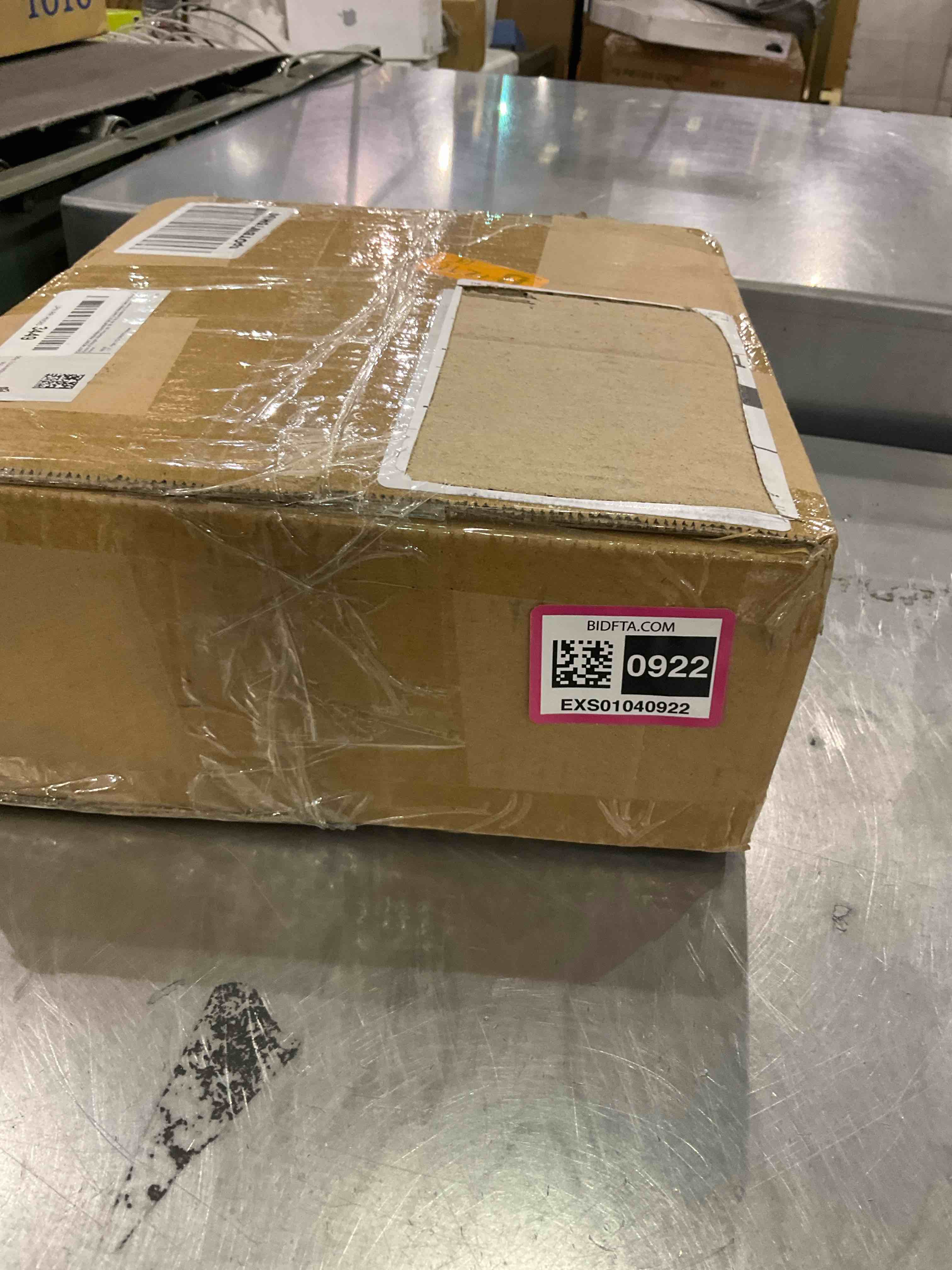https://s3.amazonaws.com/lotting-images-prod/BargainHunt/EXS01040922_1707760982559.jpeg