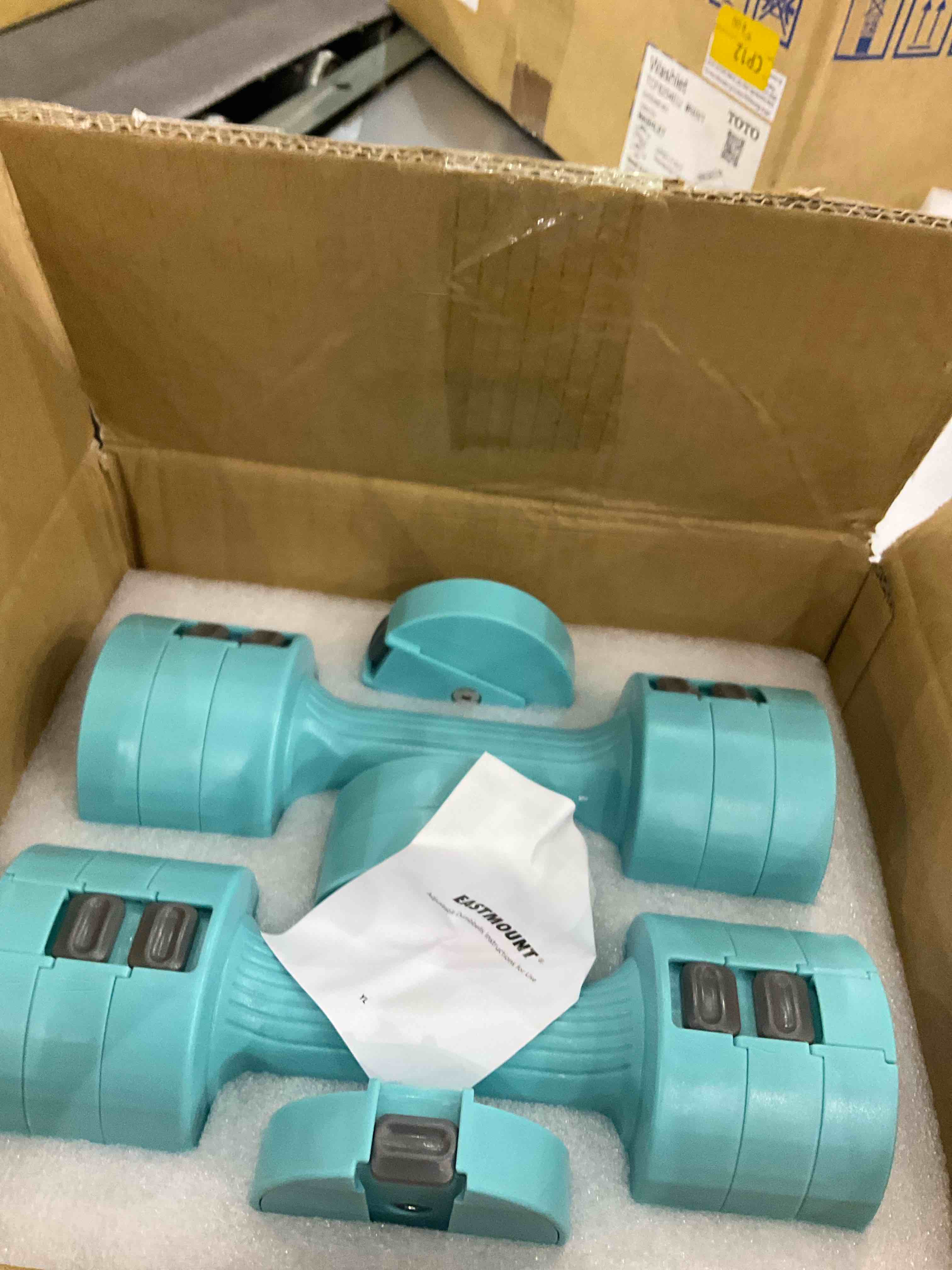 https://s3.amazonaws.com/lotting-images-prod/BargainHunt/EXS01040922_1707761014415.jpeg