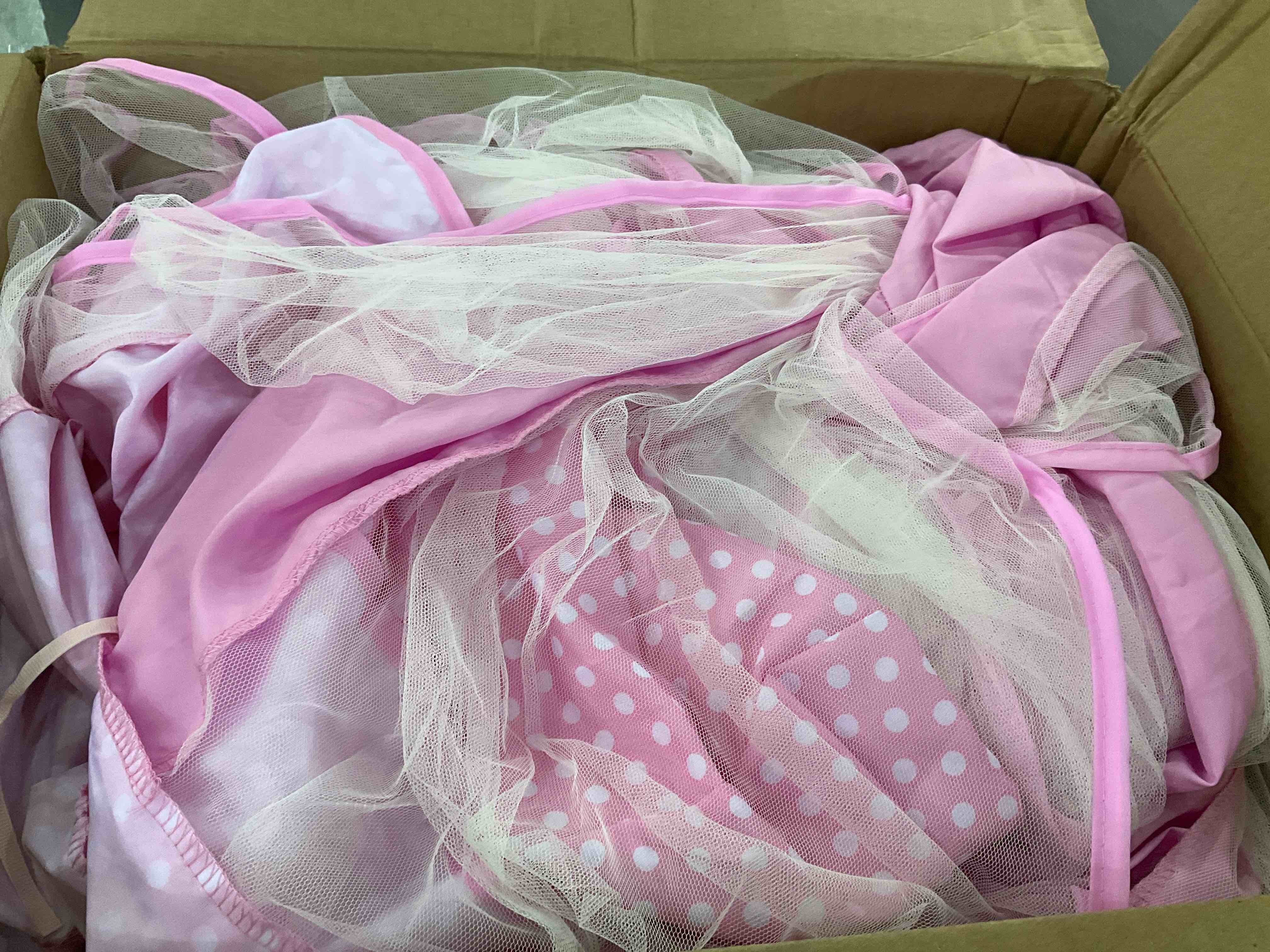 https://s3.amazonaws.com/lotting-images-prod/BargainHunt/EXS01041181_1710850338786.jpeg