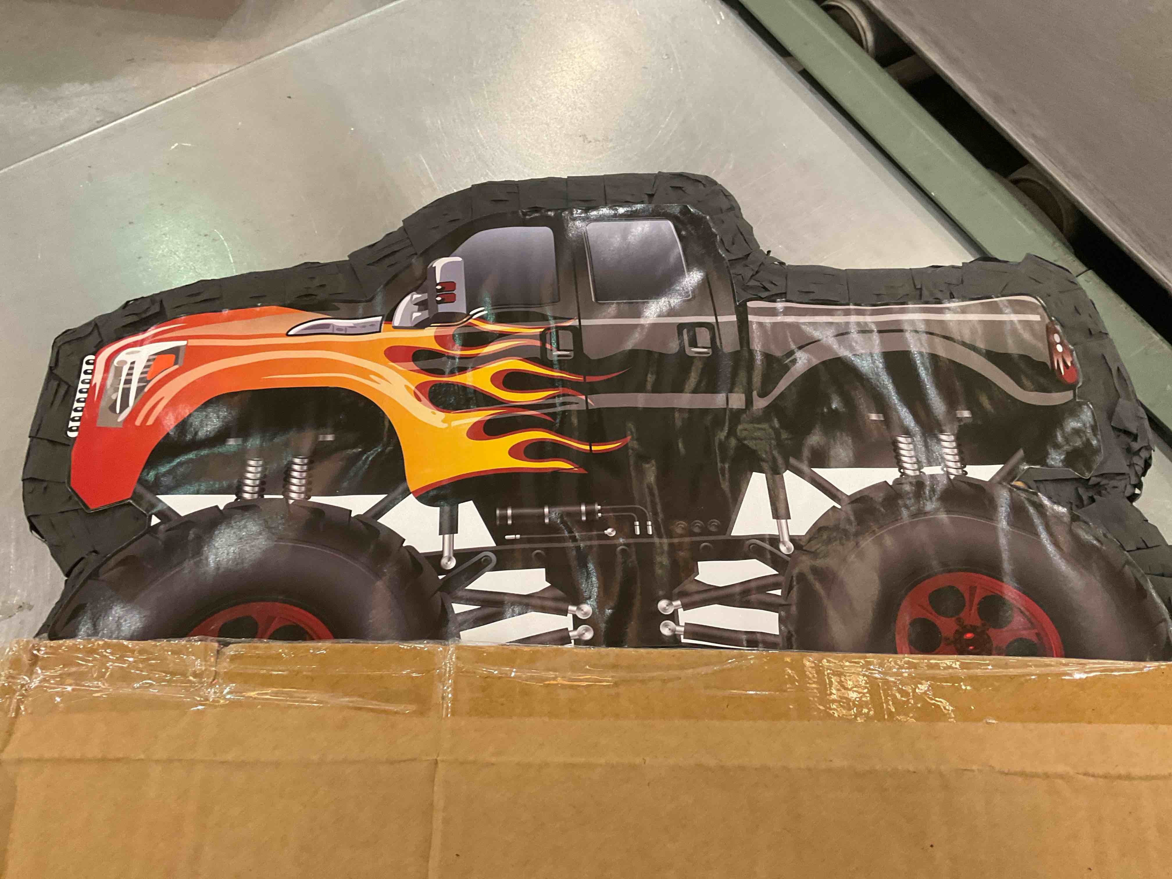 https://s3.amazonaws.com/lotting-images-prod/BargainHunt/EXS01041249_1710863089700.jpeg