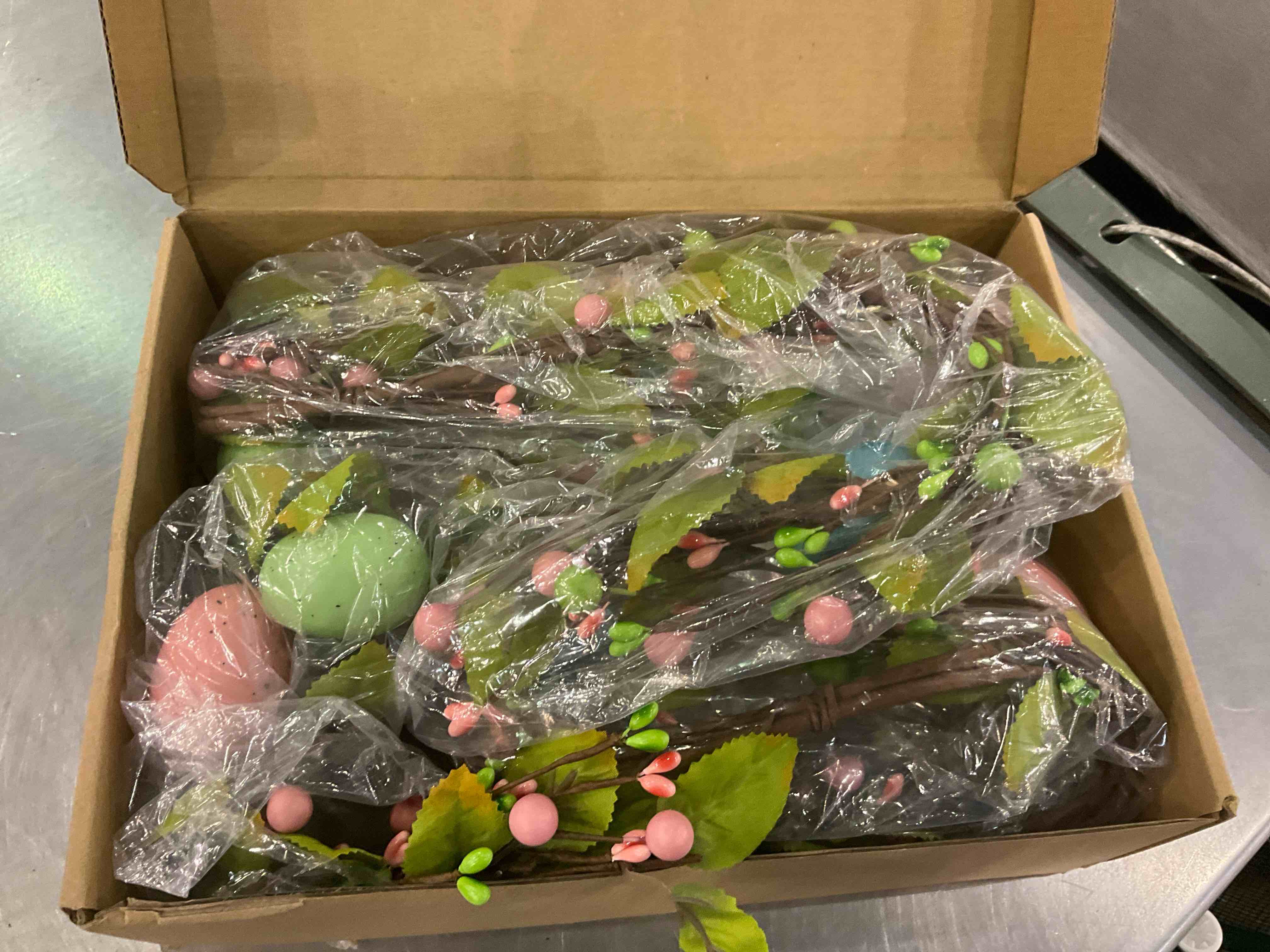 https://s3.amazonaws.com/lotting-images-prod/BargainHunt/EXS01041347_1710936846936.jpeg