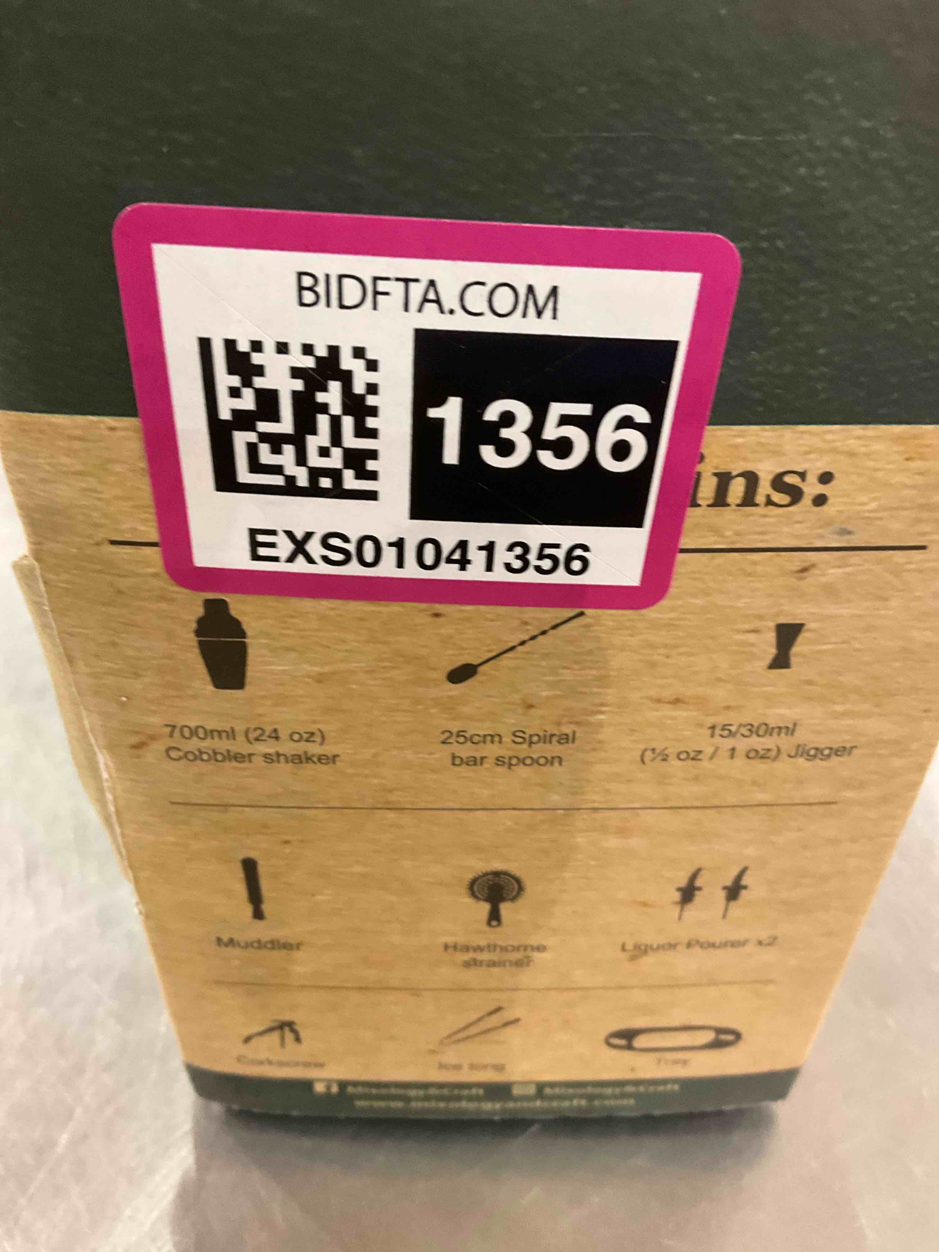 https://s3.amazonaws.com/lotting-images-prod/BargainHunt/EXS01041356_1710938135156.jpeg