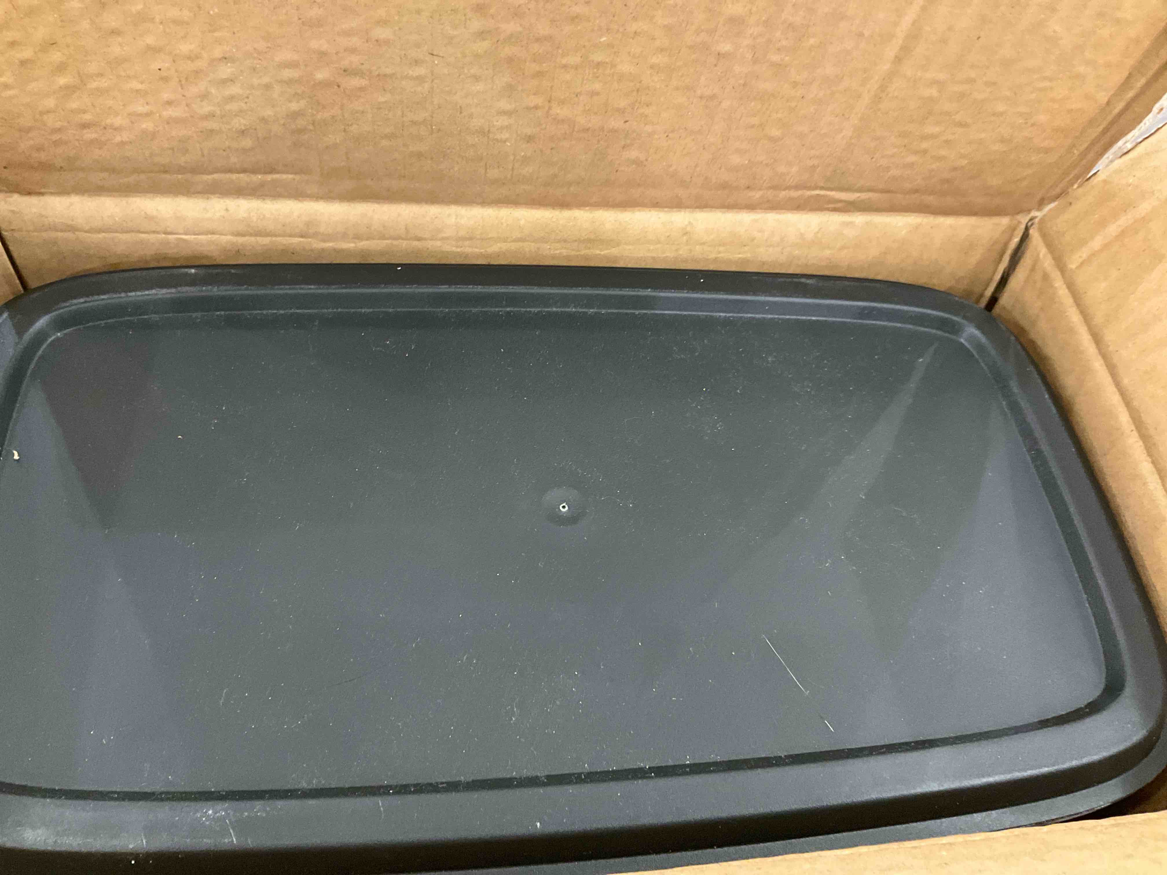 https://s3.amazonaws.com/lotting-images-prod/BargainHunt/EXS01041446_1710955655959.jpeg