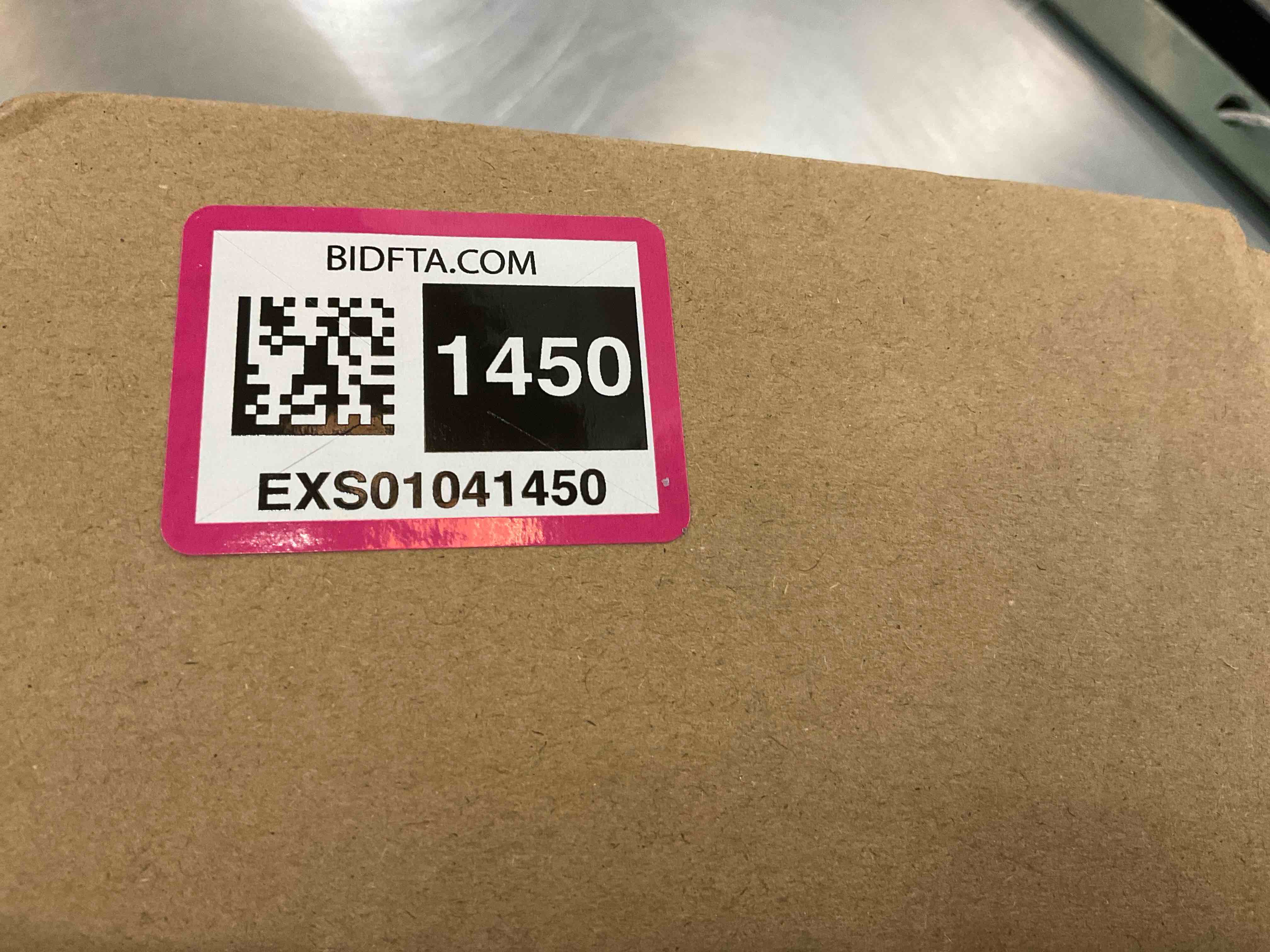 https://s3.amazonaws.com/lotting-images-prod/BargainHunt/EXS01041450_1710956195188.jpeg