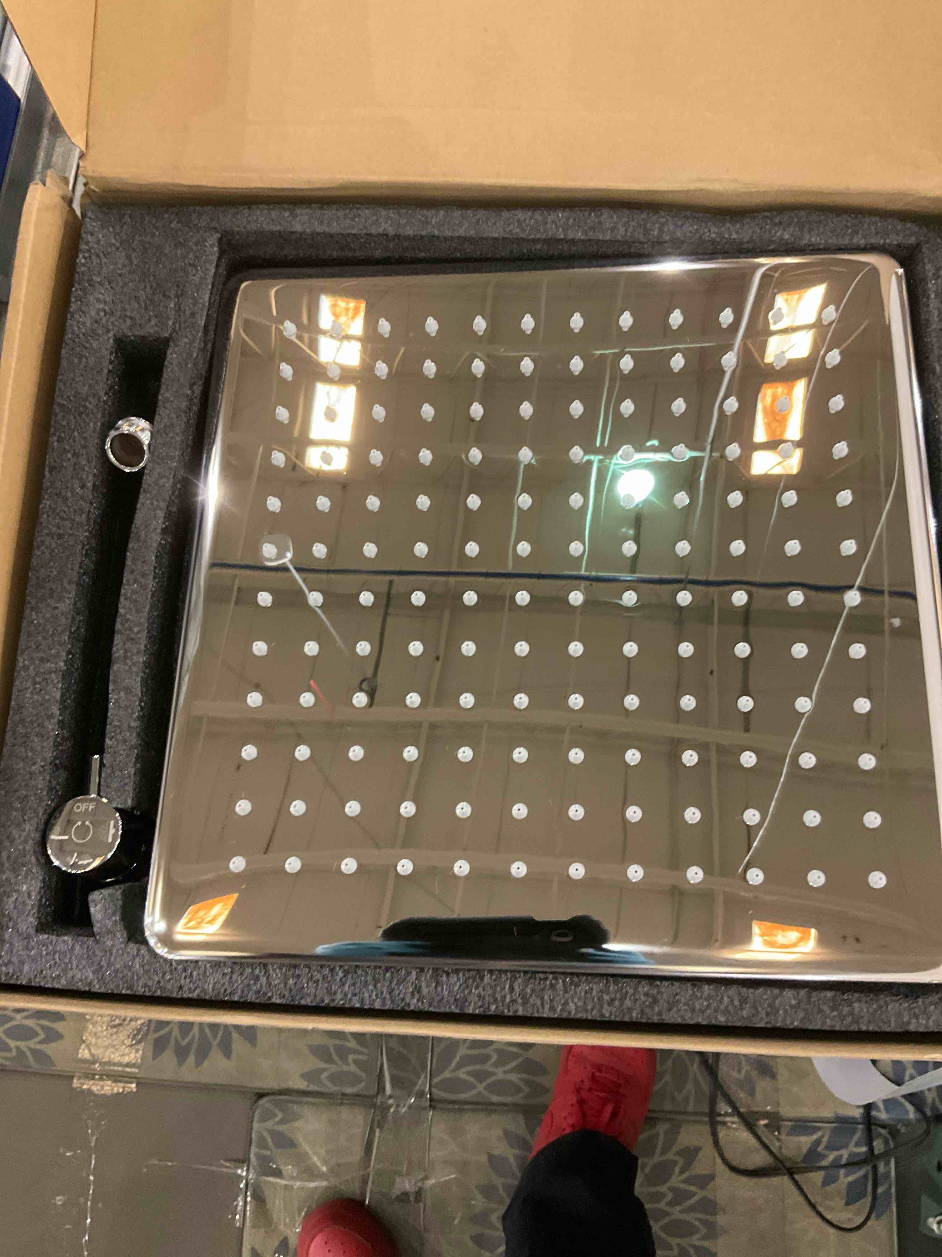 https://s3.amazonaws.com/lotting-images-prod/BargainHunt/EXS01041525_1707925742689.jpeg