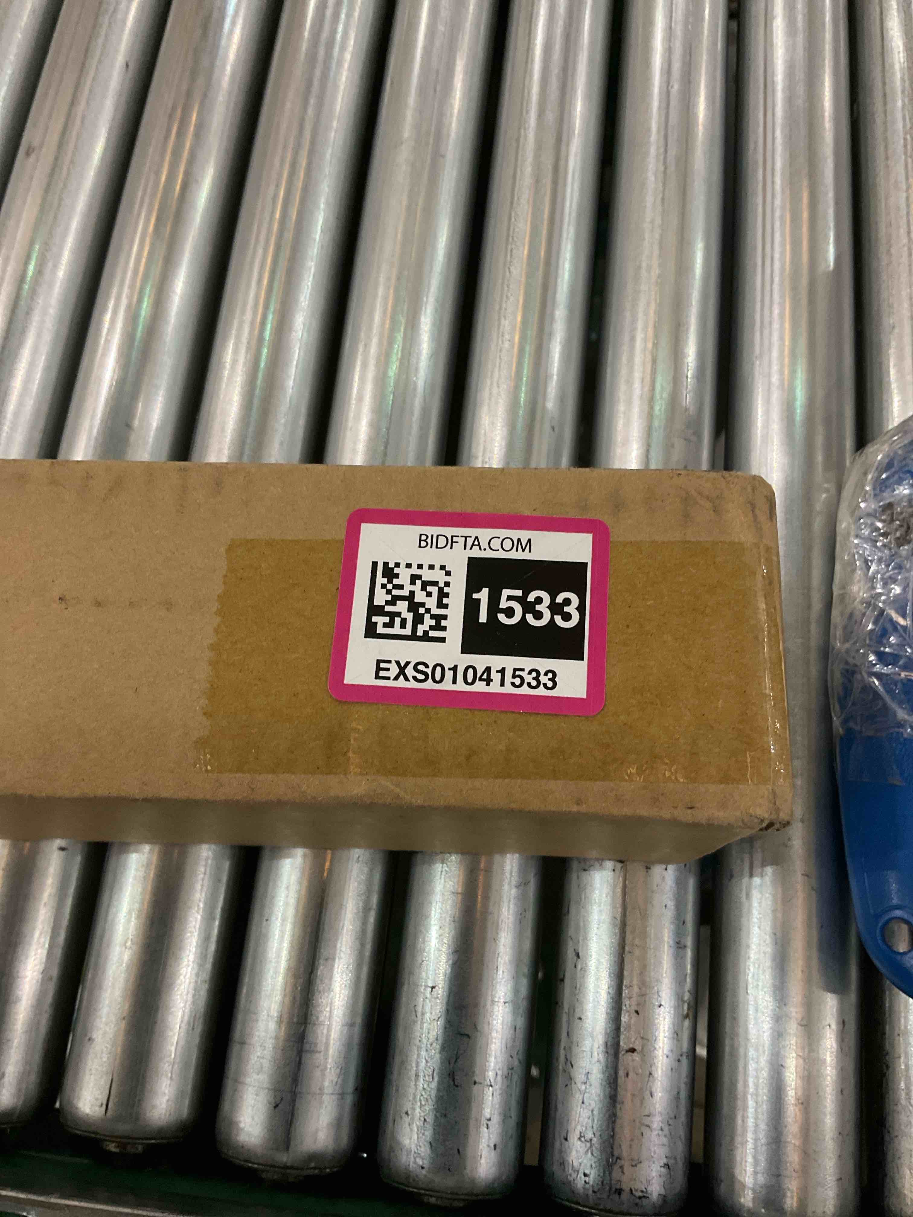 https://s3.amazonaws.com/lotting-images-prod/BargainHunt/EXS01041533_1707938787639.jpeg
