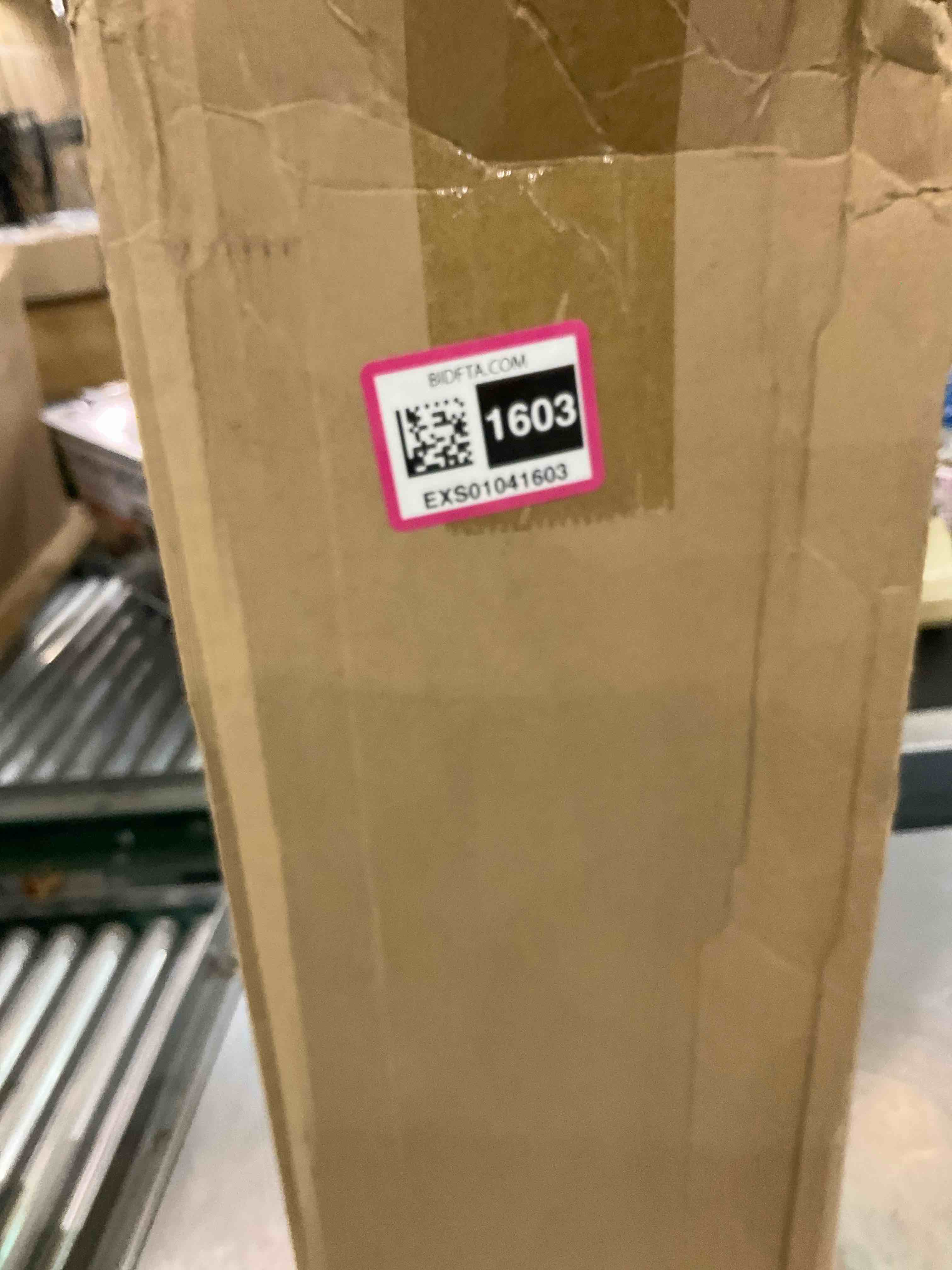 https://s3.amazonaws.com/lotting-images-prod/BargainHunt/EXS01041603_1708009989969.jpeg