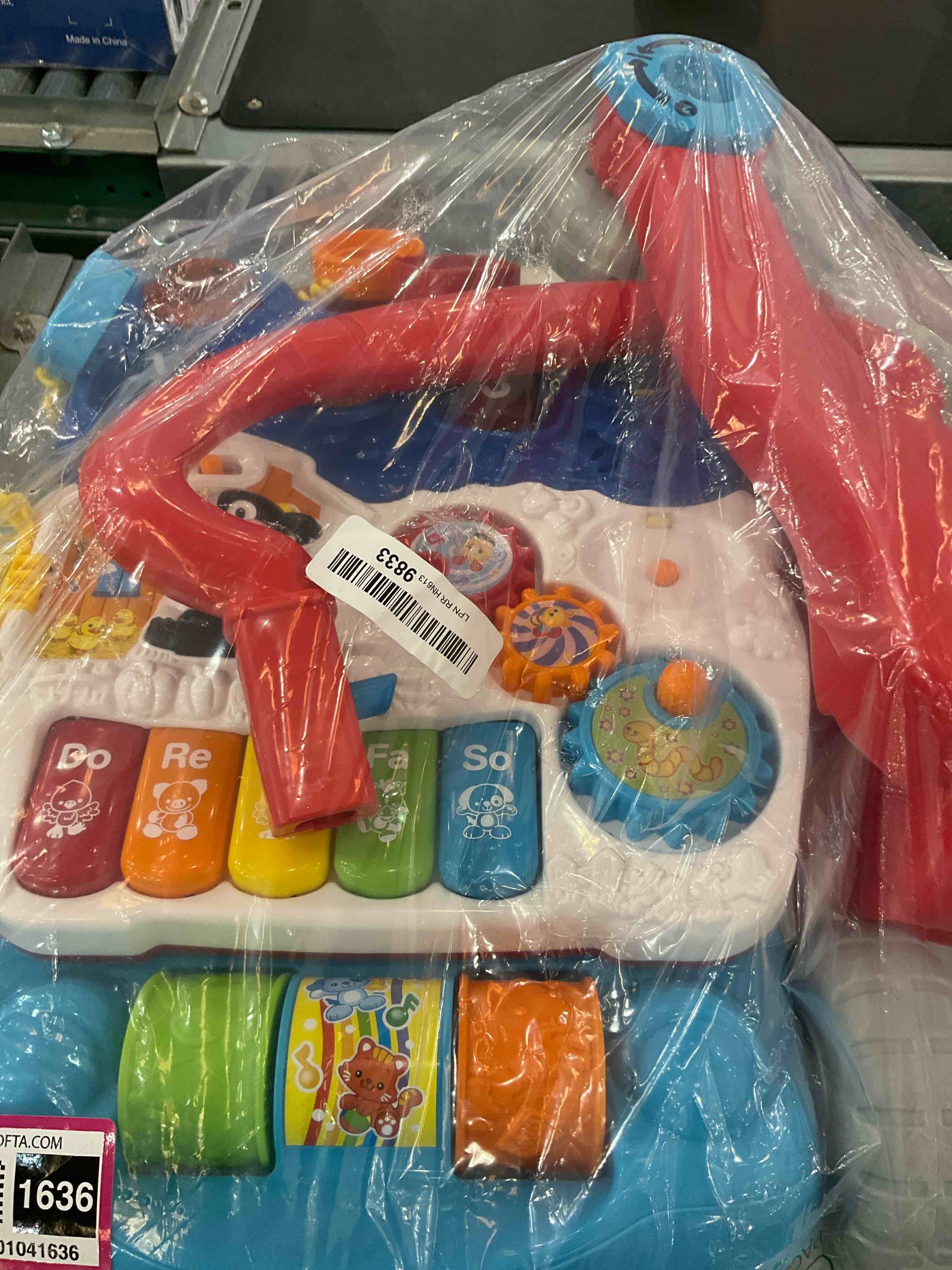 https://s3.amazonaws.com/lotting-images-prod/BargainHunt/EXS01041636_1708020567508.jpeg