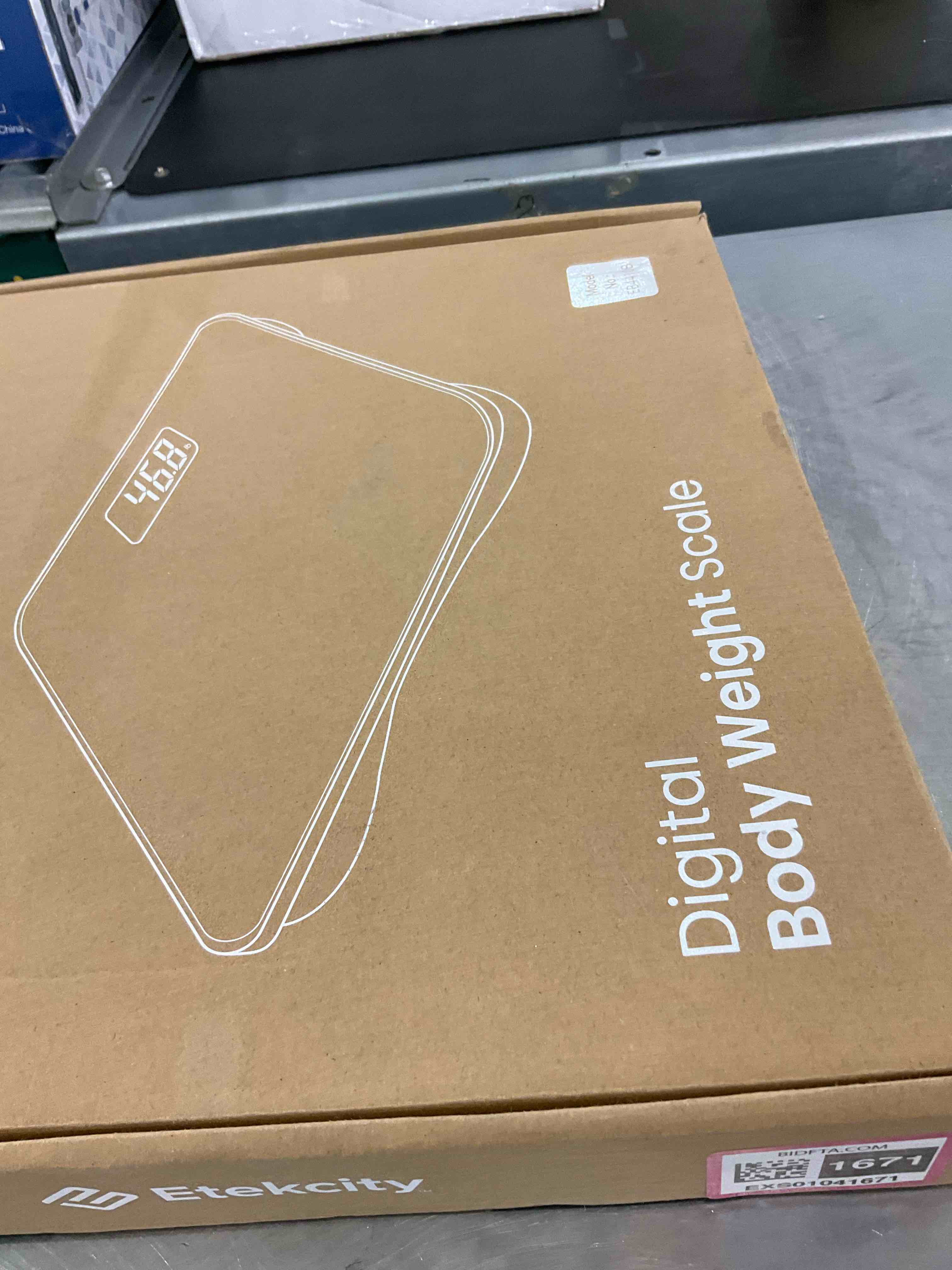 https://s3.amazonaws.com/lotting-images-prod/BargainHunt/EXS01041671_1708021118060.jpeg