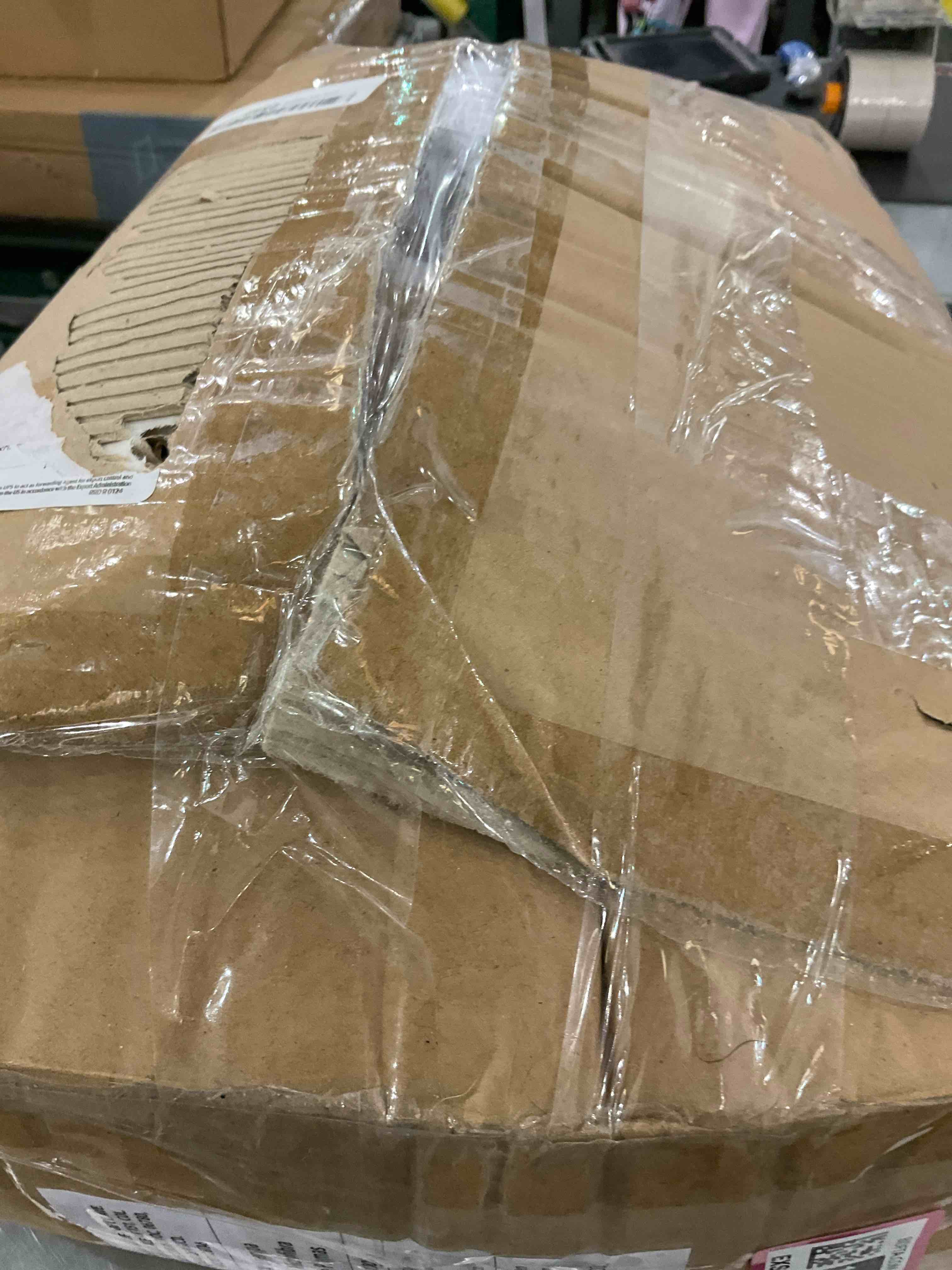 https://s3.amazonaws.com/lotting-images-prod/BargainHunt/EXS01041697_1708102467006.jpeg