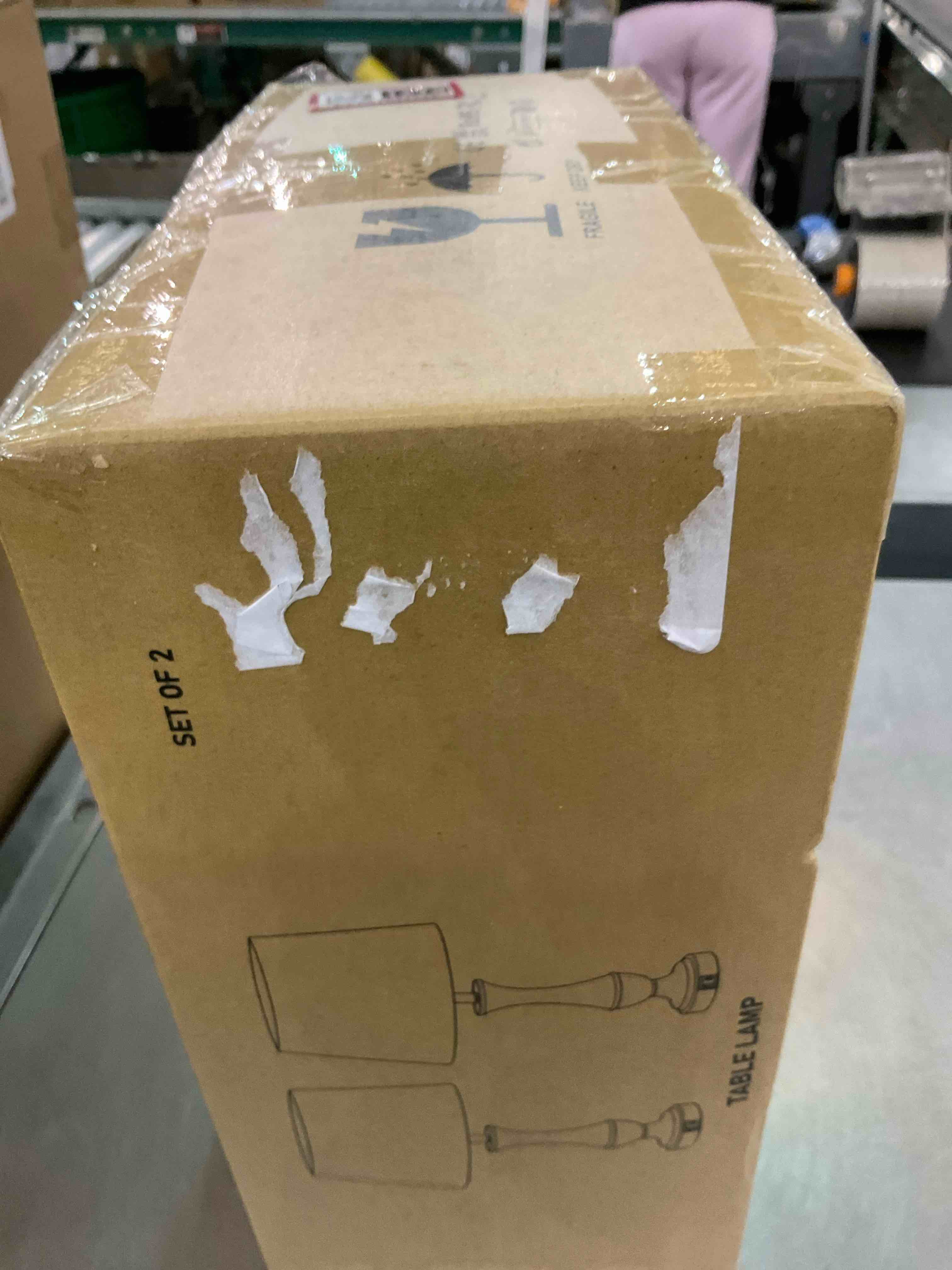 https://s3.amazonaws.com/lotting-images-prod/BargainHunt/EXS01041712_1708100439621.jpeg