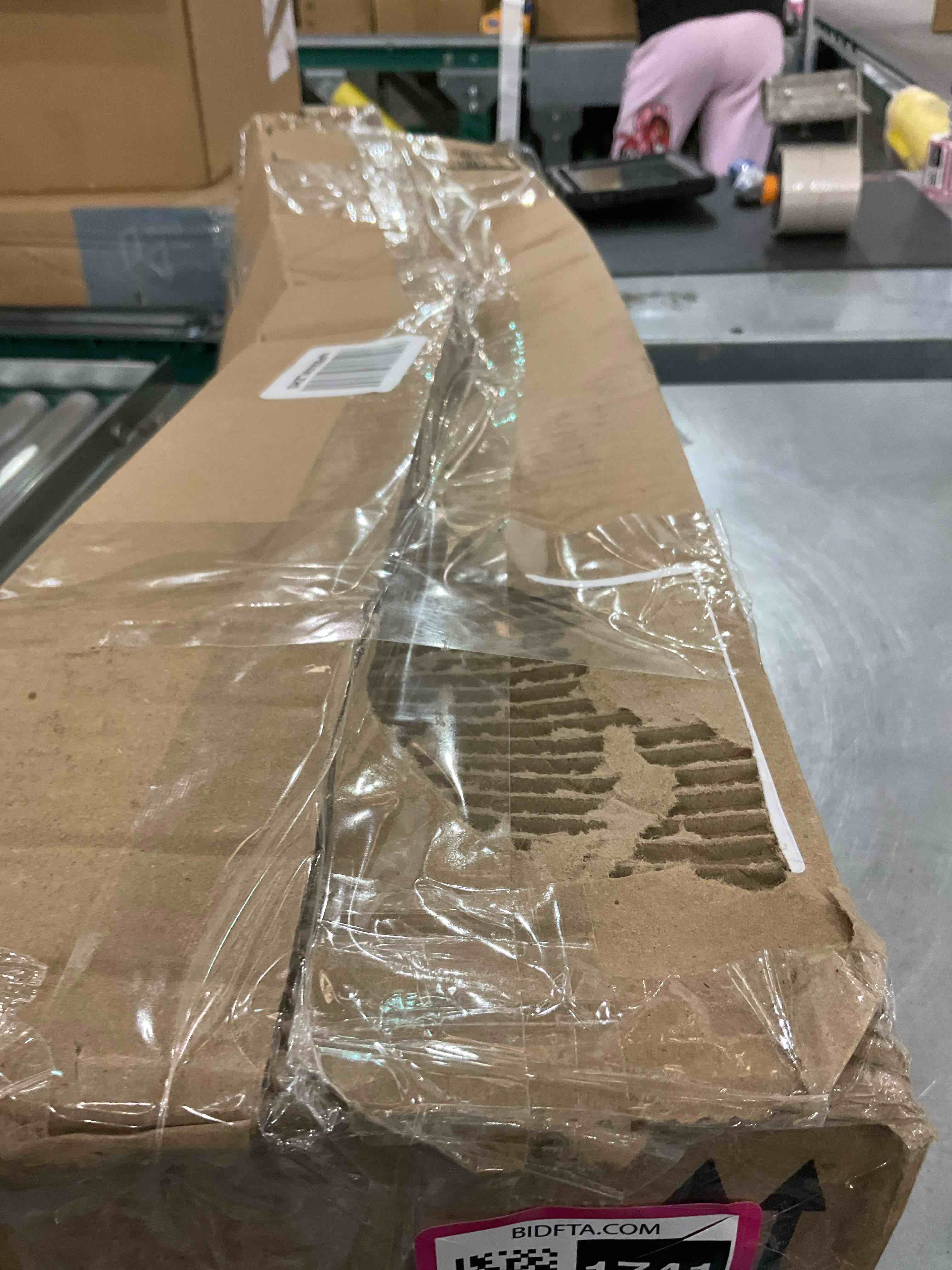 https://s3.amazonaws.com/lotting-images-prod/BargainHunt/EXS01041741_1708112256676.jpeg
