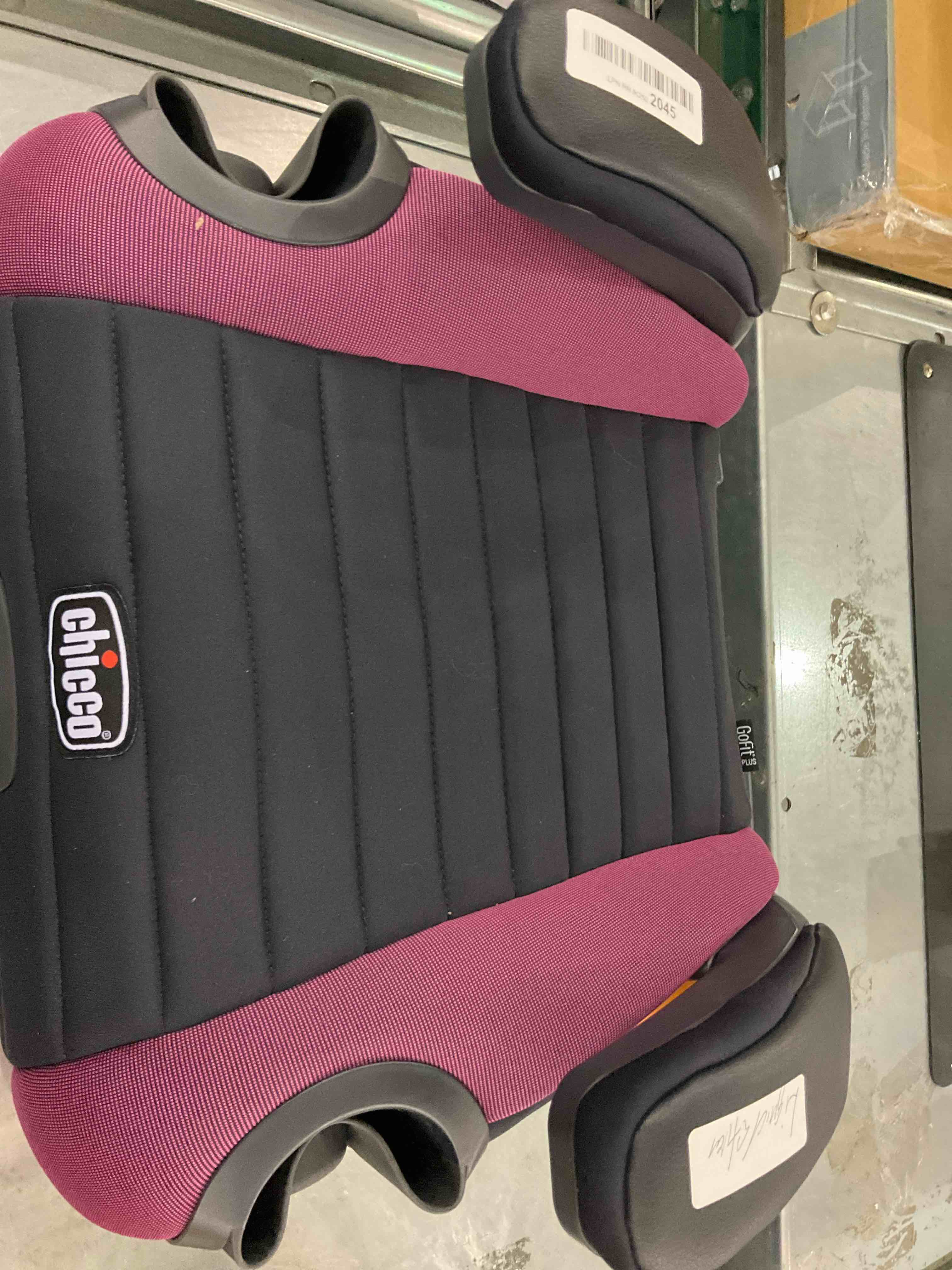 https://s3.amazonaws.com/lotting-images-prod/BargainHunt/EXS01041757_1708347731540.jpeg