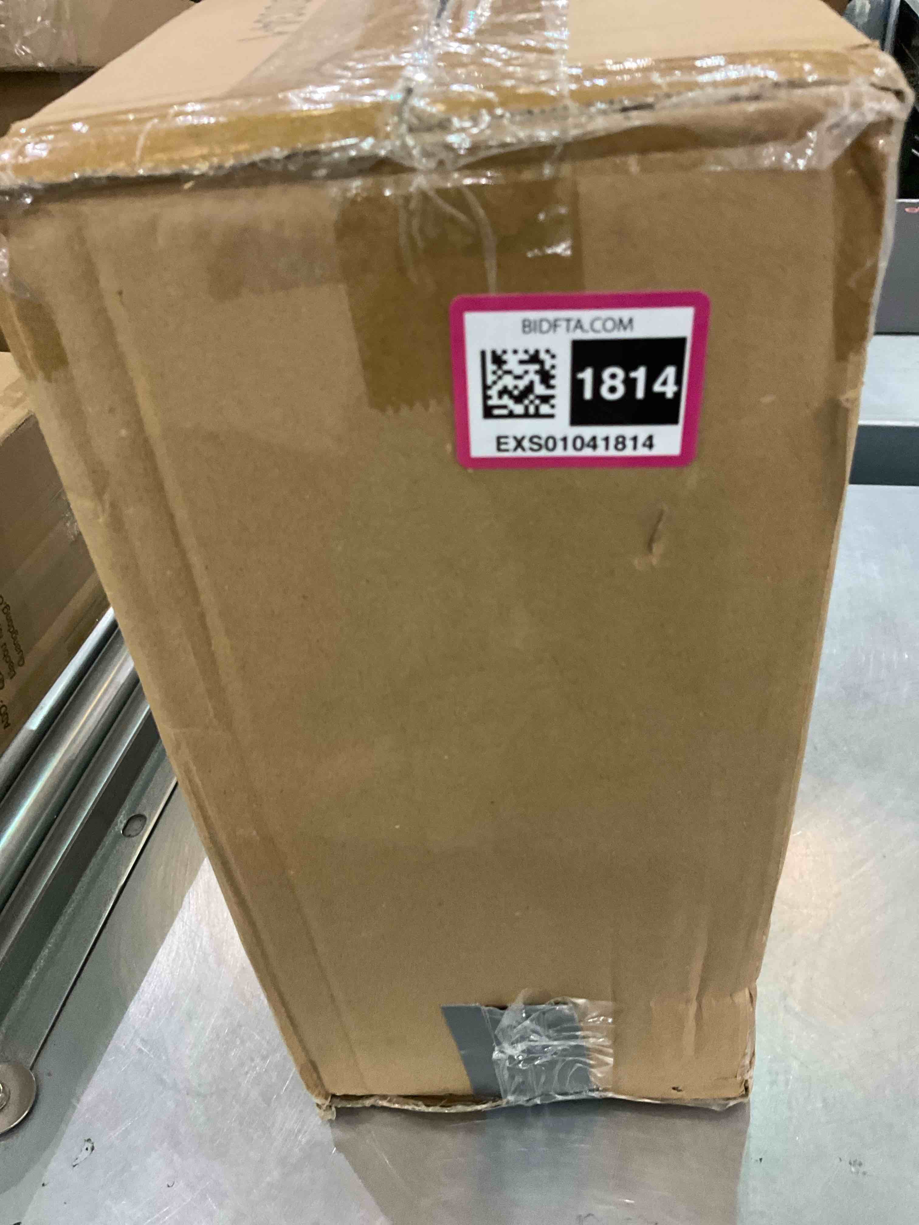 https://s3.amazonaws.com/lotting-images-prod/BargainHunt/EXS01041814_1708357278224.jpeg