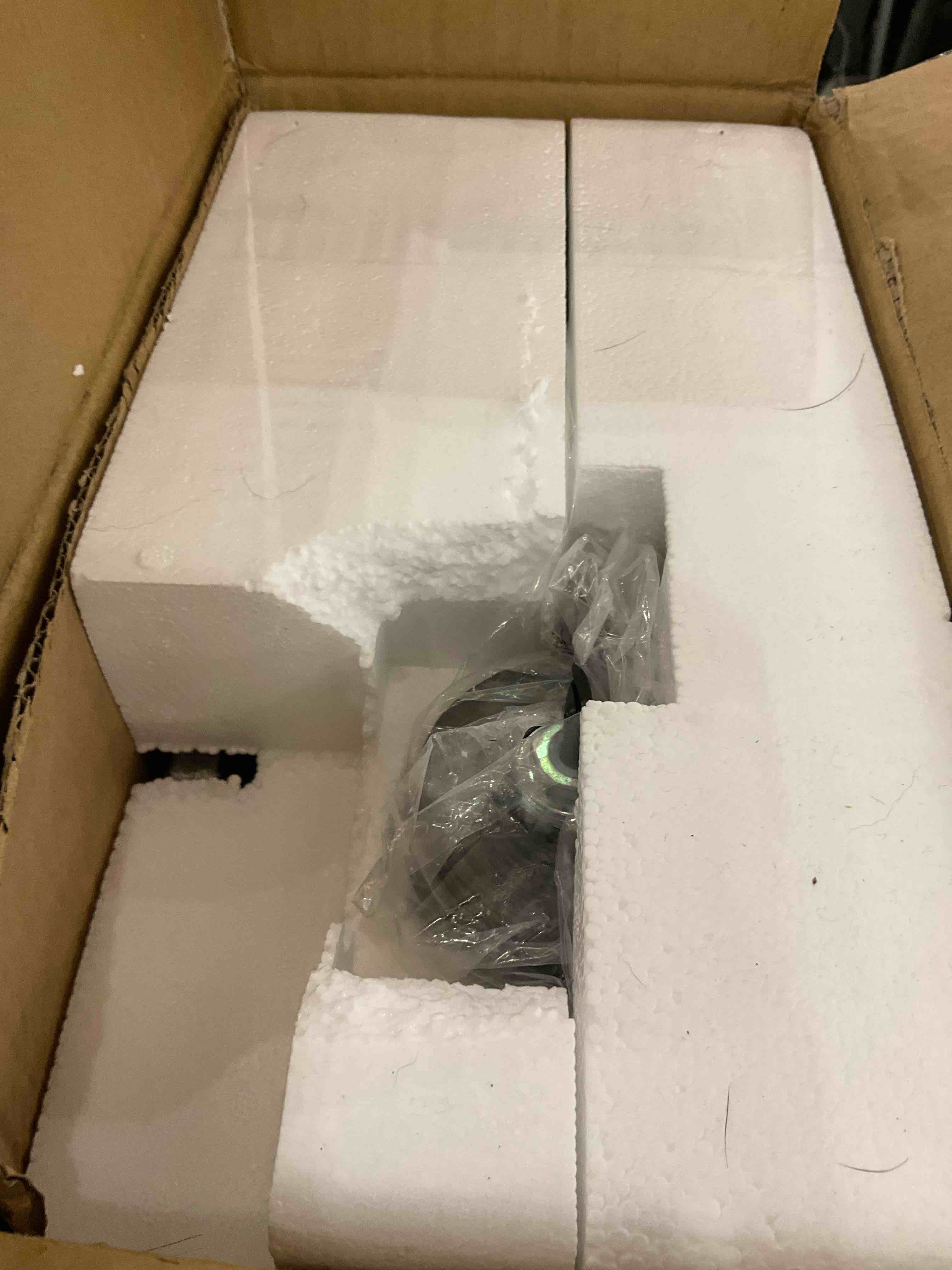 https://s3.amazonaws.com/lotting-images-prod/BargainHunt/EXS01041836_1708372128529.jpeg