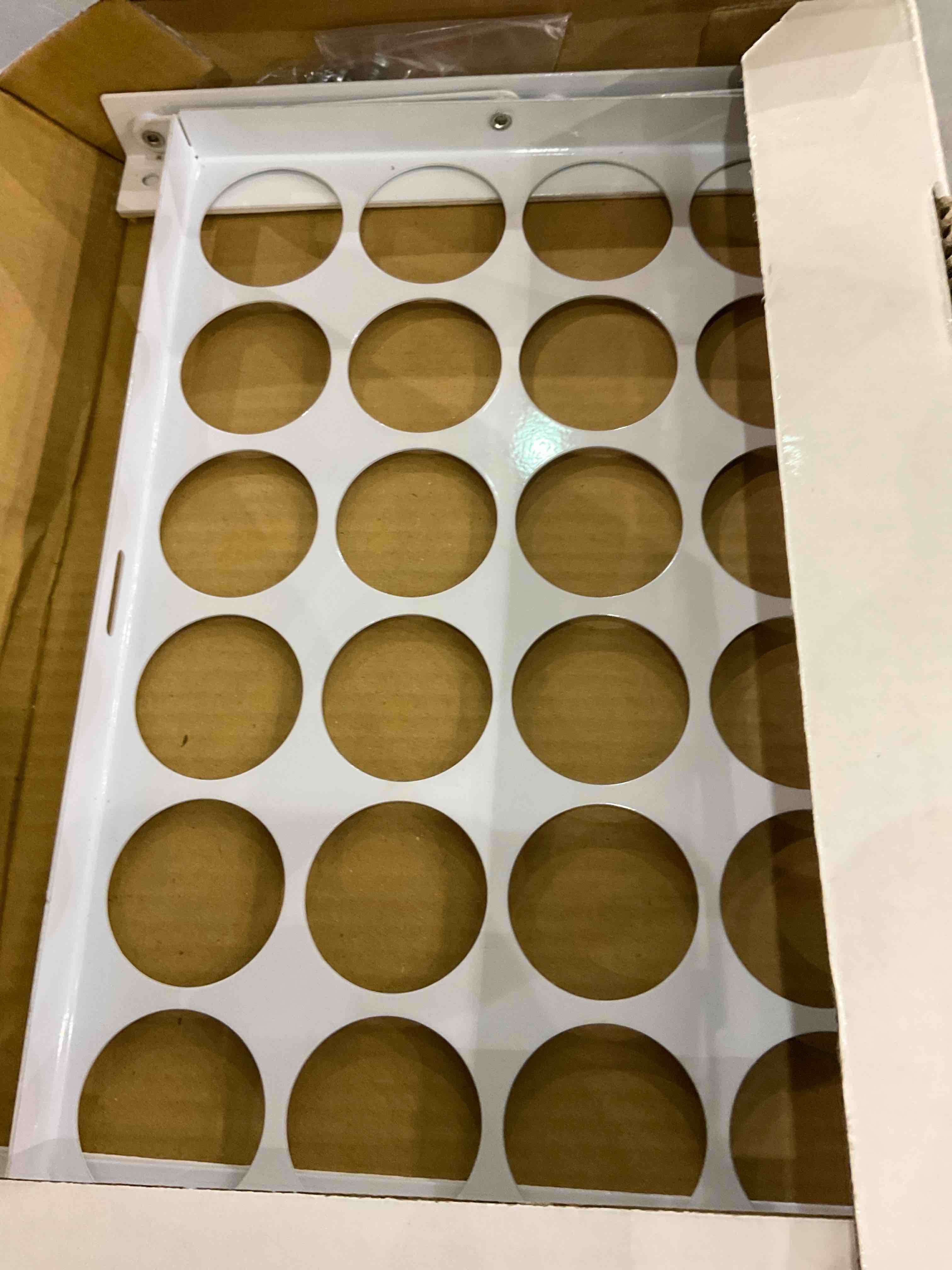 https://s3.amazonaws.com/lotting-images-prod/BargainHunt/EXS01041896_1708434368555.jpeg
