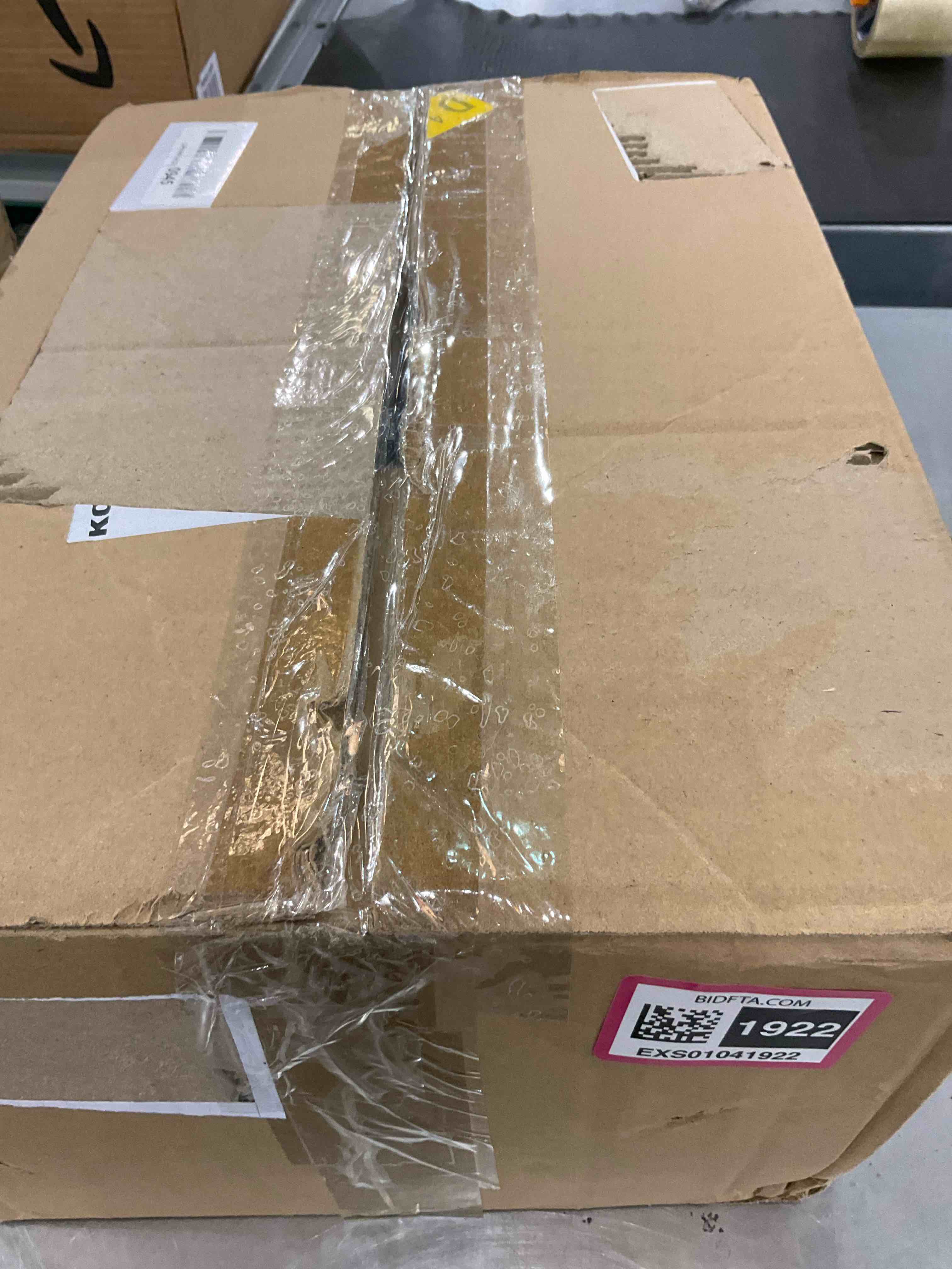 https://s3.amazonaws.com/lotting-images-prod/BargainHunt/EXS01041922_1708444039253.jpeg