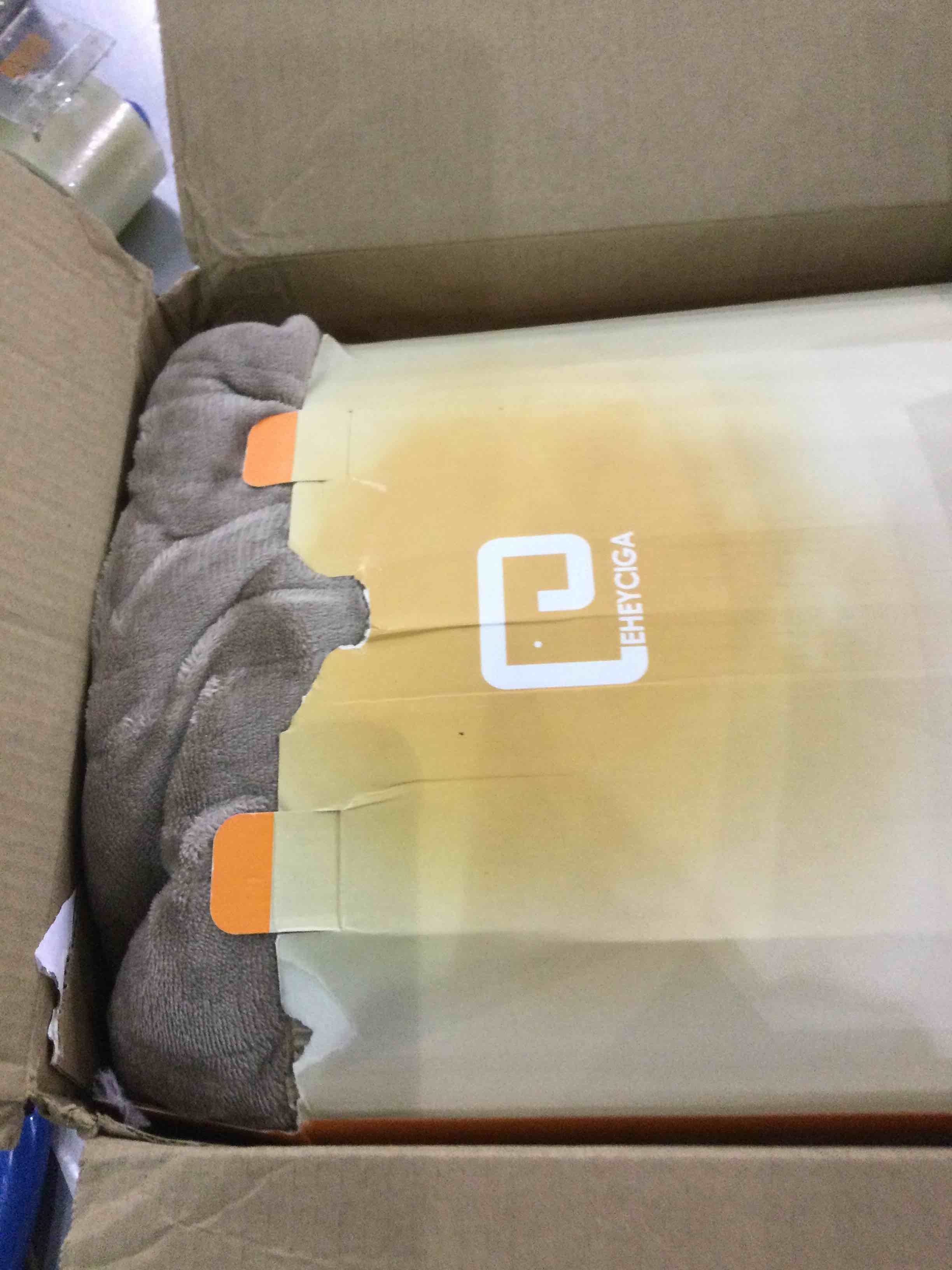 https://s3.amazonaws.com/lotting-images-prod/BargainHunt/EXS01042090_1707826560860.jpeg