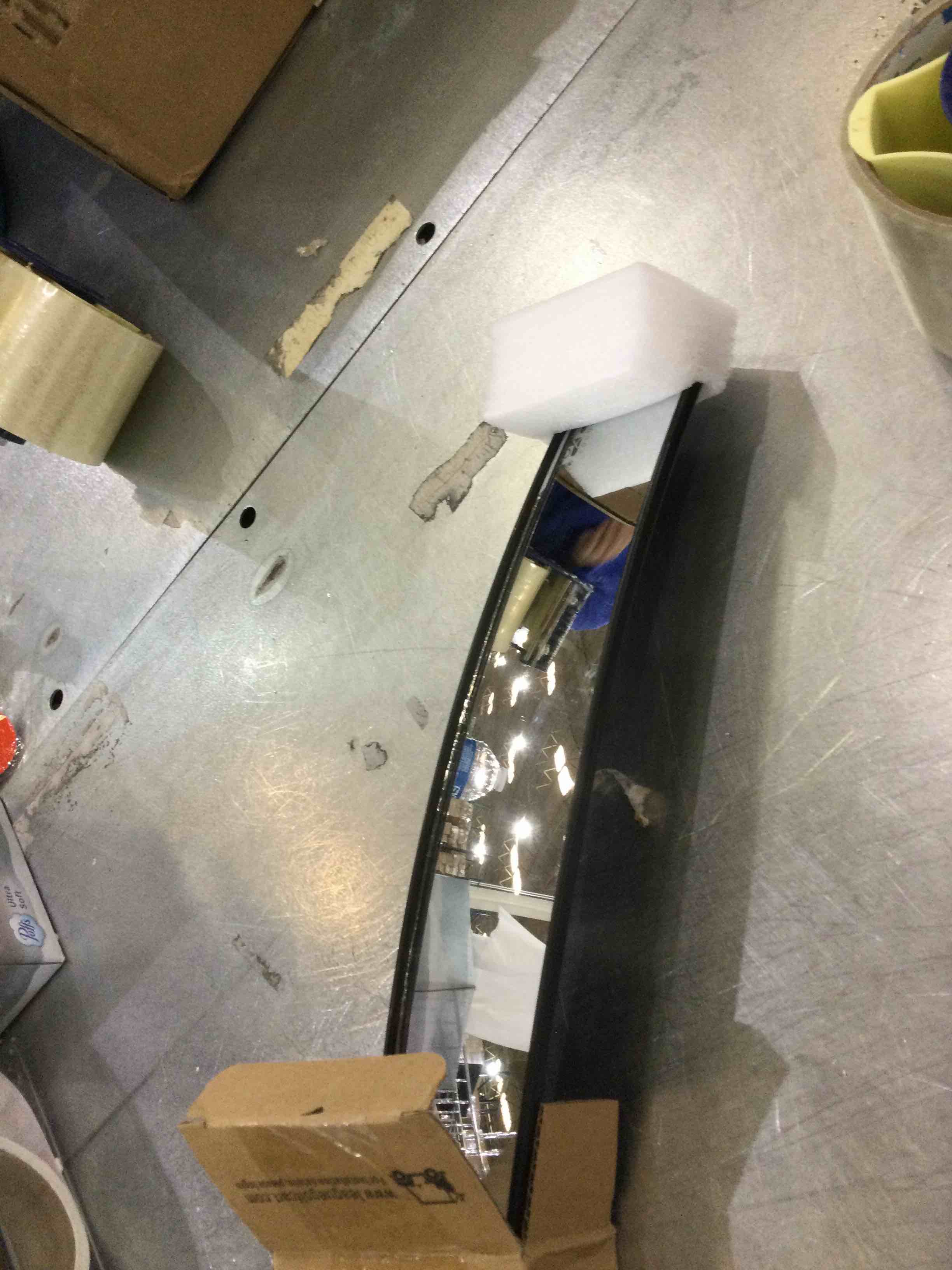 https://s3.amazonaws.com/lotting-images-prod/BargainHunt/EXS01042258_1707849761133.jpeg