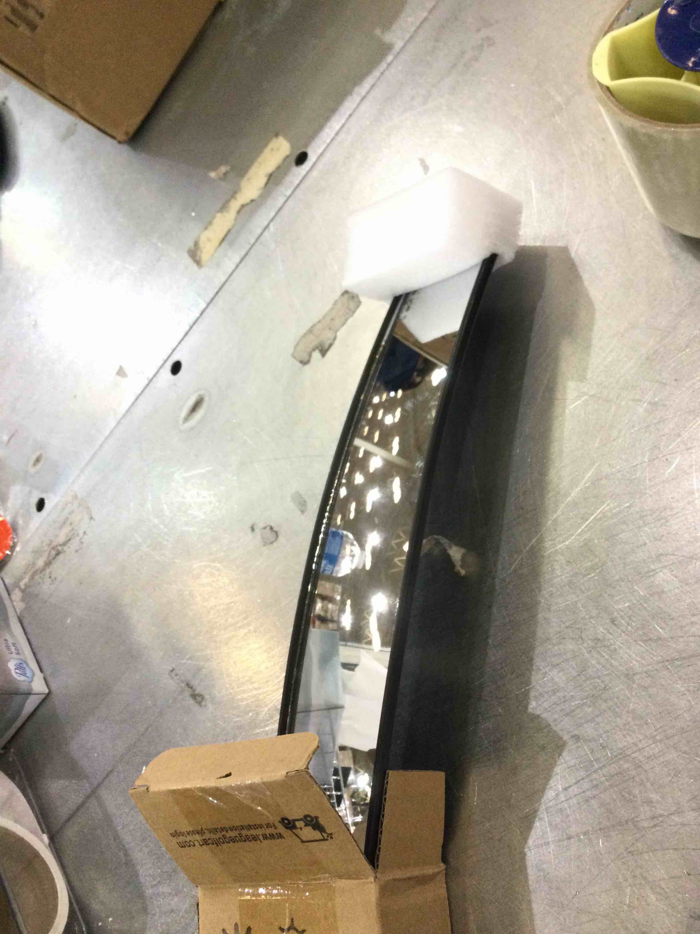 https://s3.amazonaws.com/lotting-images-prod/BargainHunt/EXS01042258_1707849762531.jpeg
