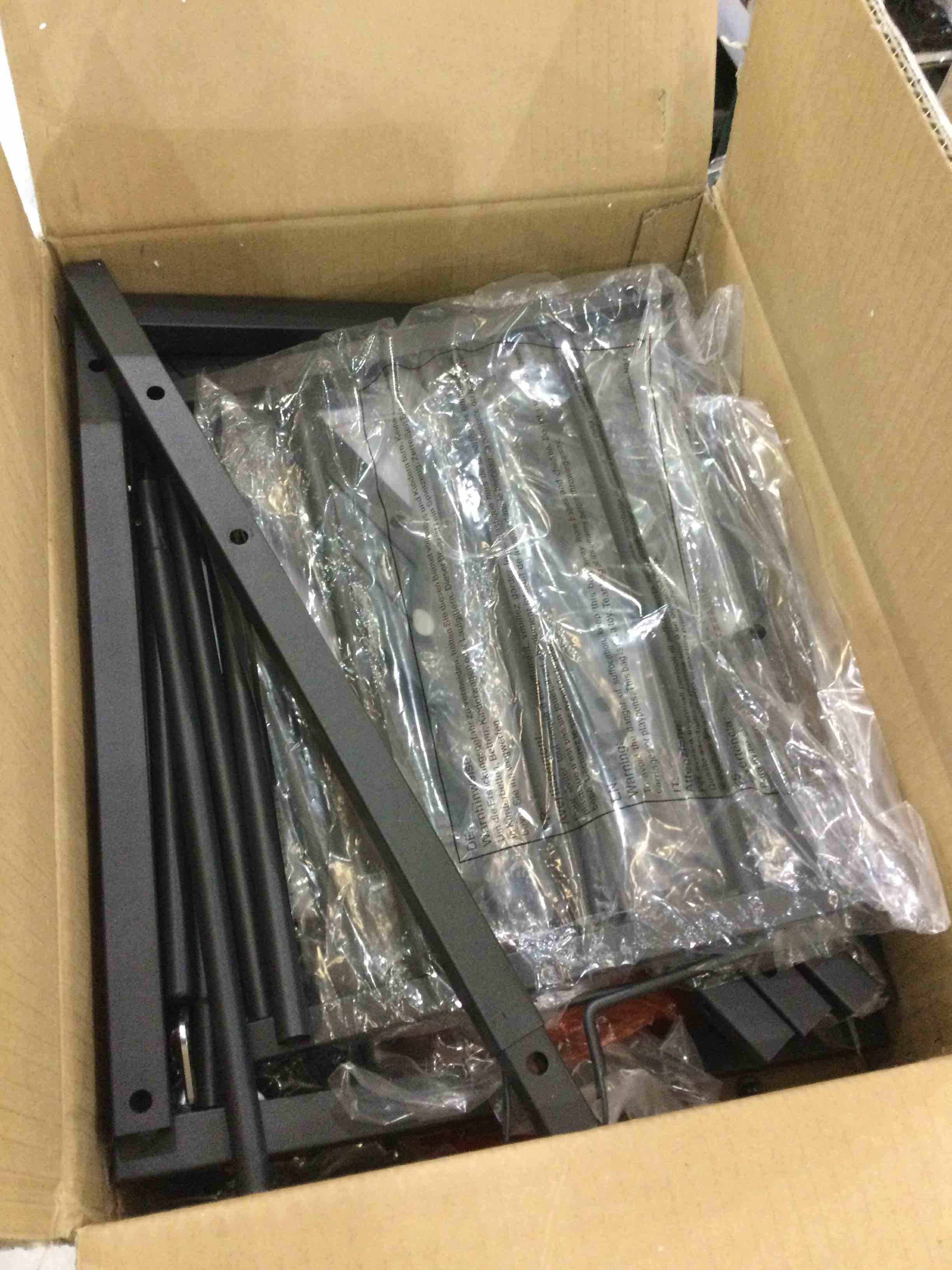 https://s3.amazonaws.com/lotting-images-prod/BargainHunt/EXS01042386_1707923136903.jpeg