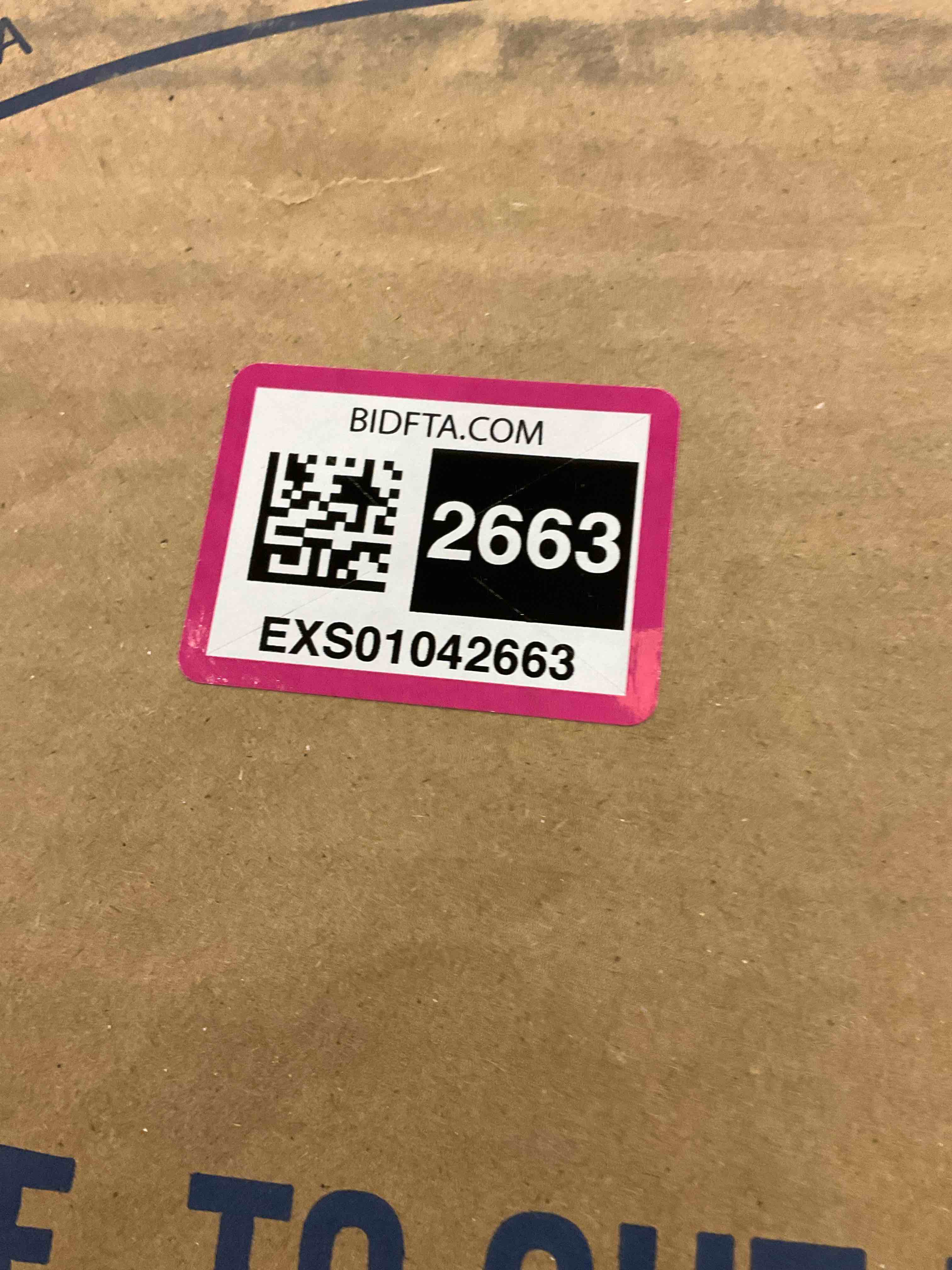 https://s3.amazonaws.com/lotting-images-prod/BargainHunt/EXS01042663_1707751573429.jpeg